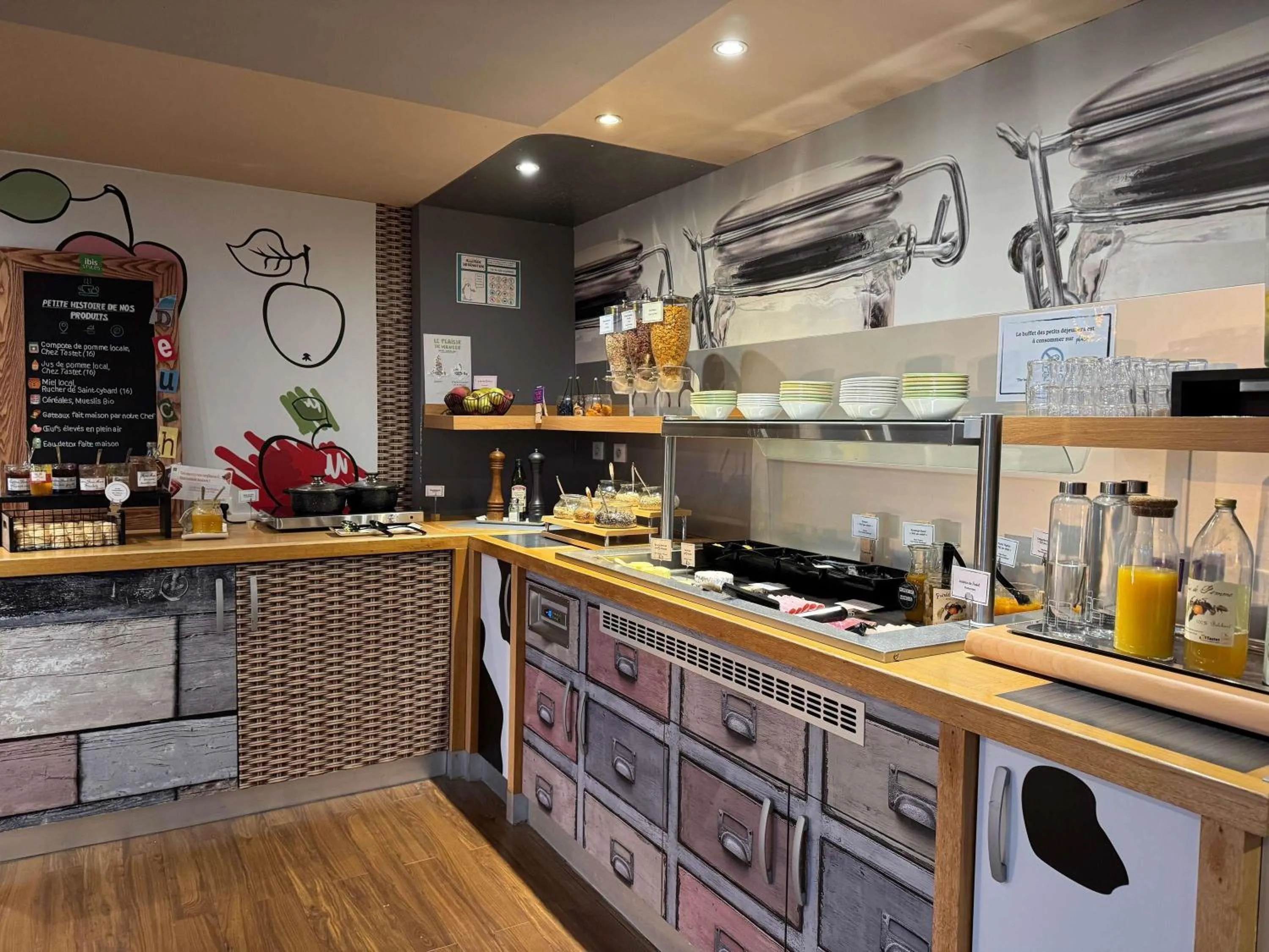 Property building in ibis Styles Angoulême Nord - hôtel restaurant