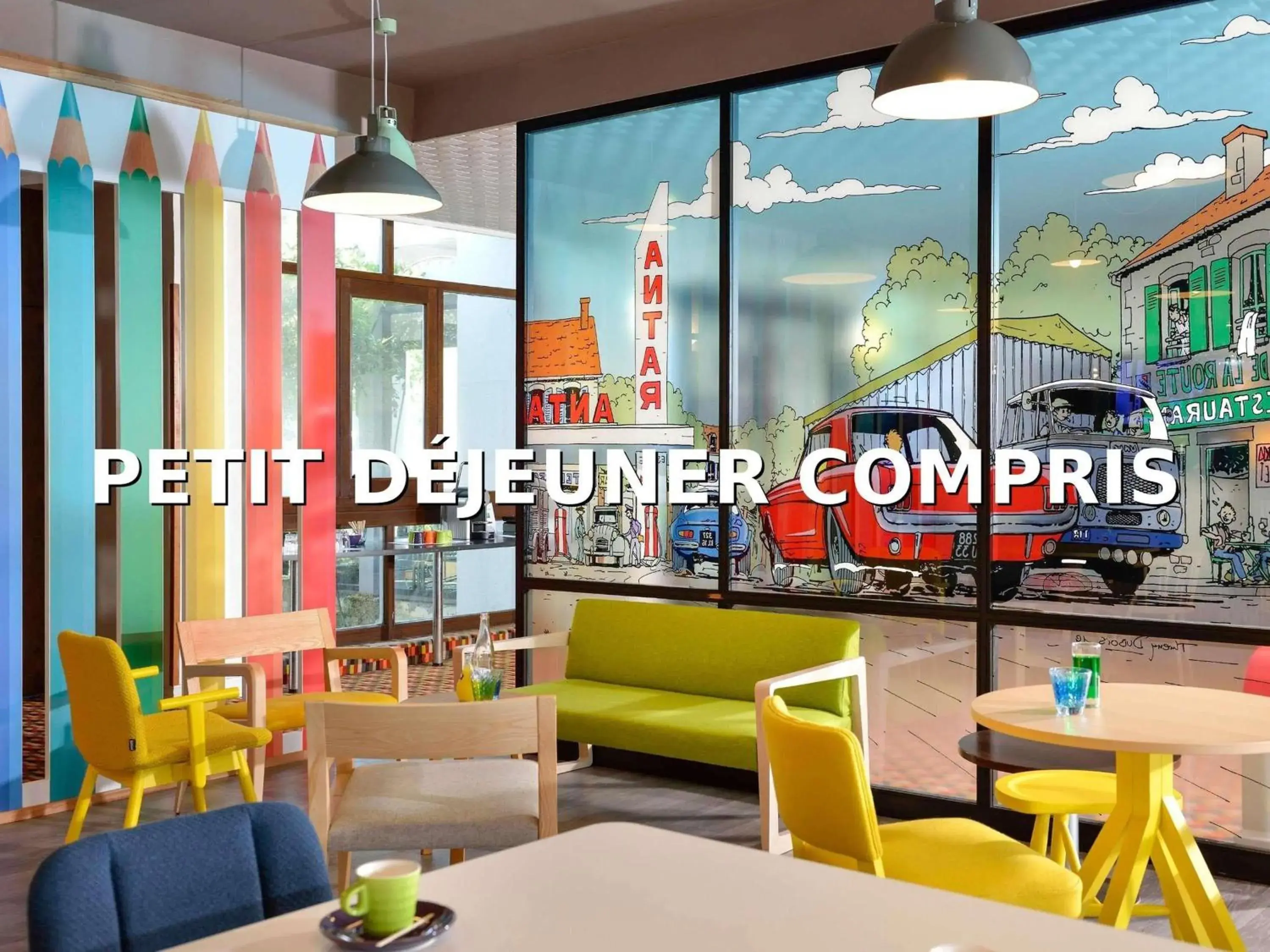 Property building in ibis Styles Angoulême Nord - hôtel restaurant Property building in ibis Styles Angoulême Nord - hôtel restaurant