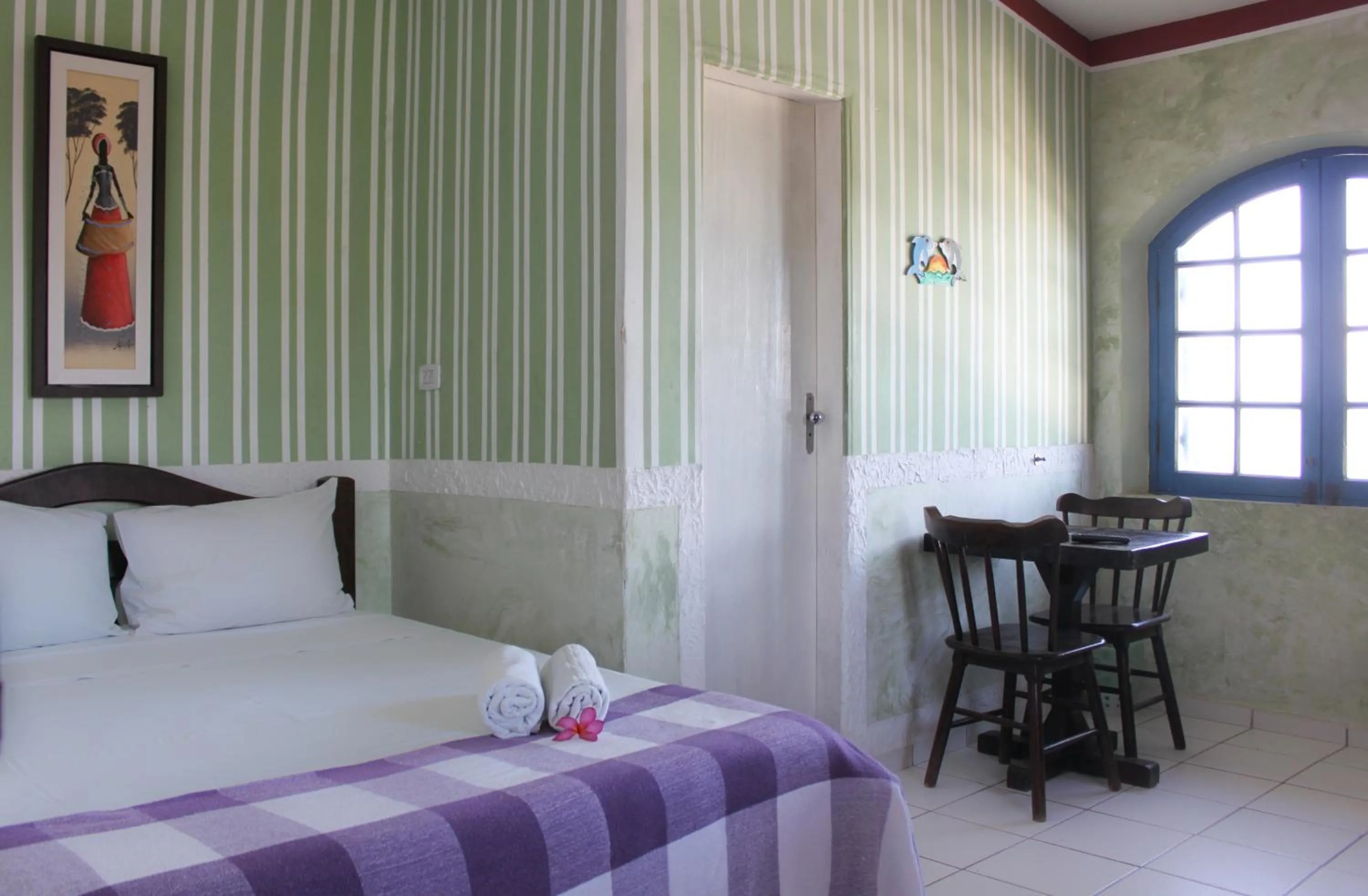 Property building, Bed in Pousada Ruínas do Pilar