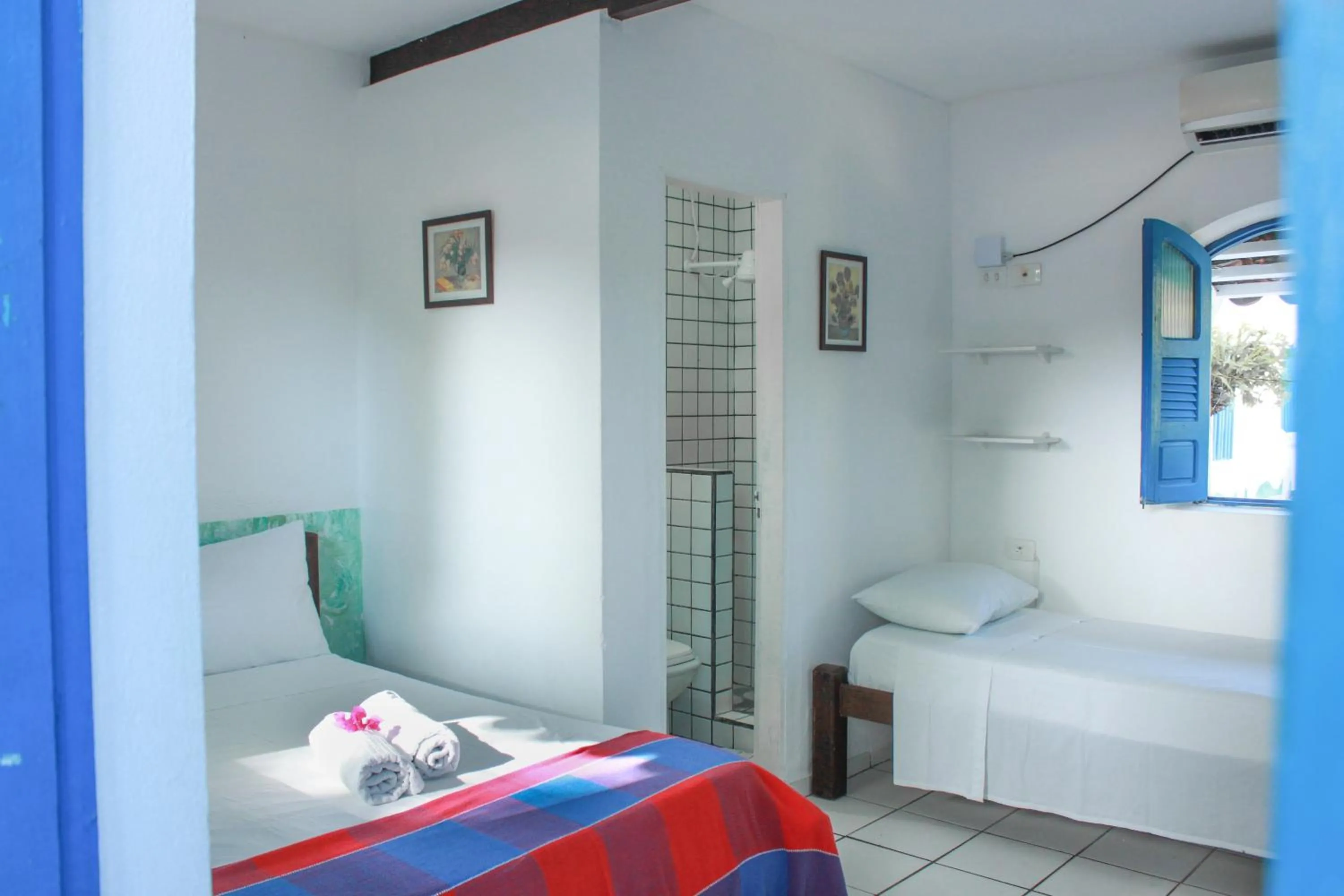 Property building, Bed in Pousada Ruínas do Pilar