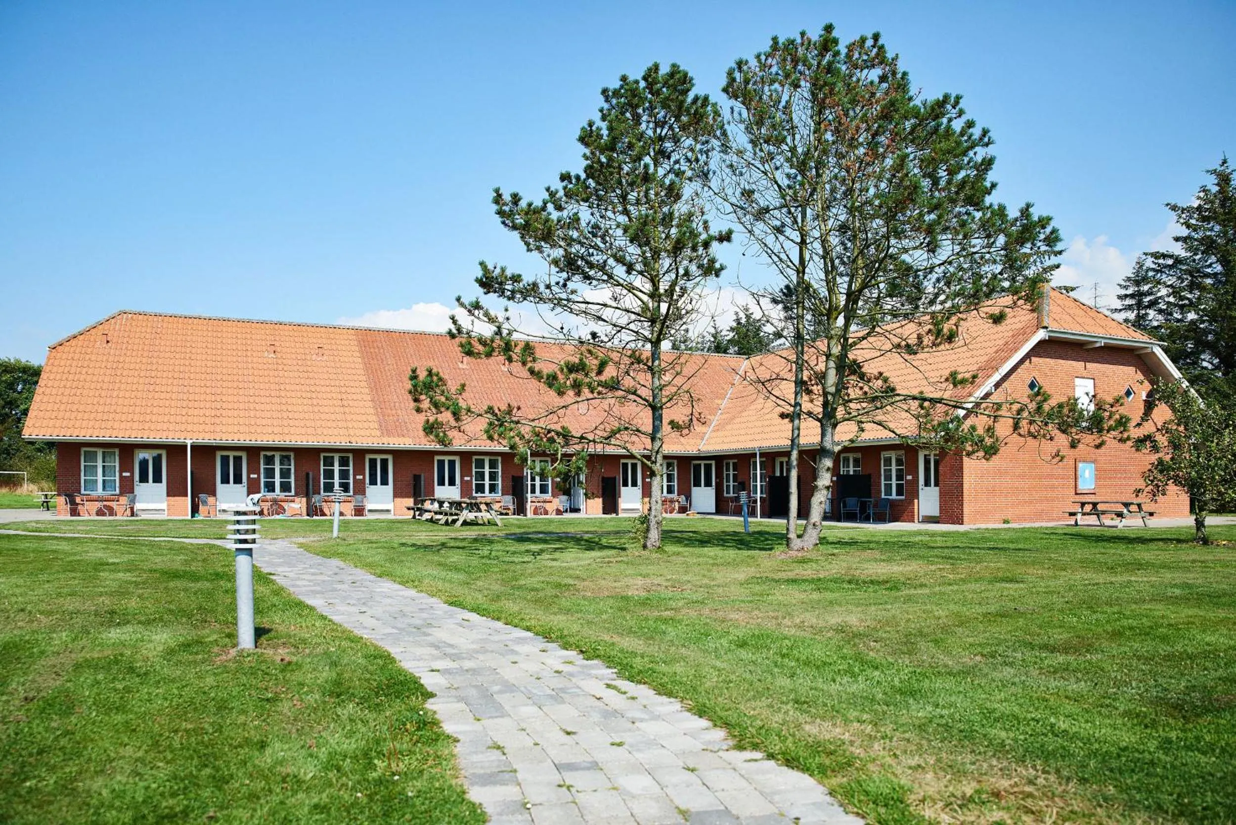 Facade/entrance in Lindvig - Ferie i naturen