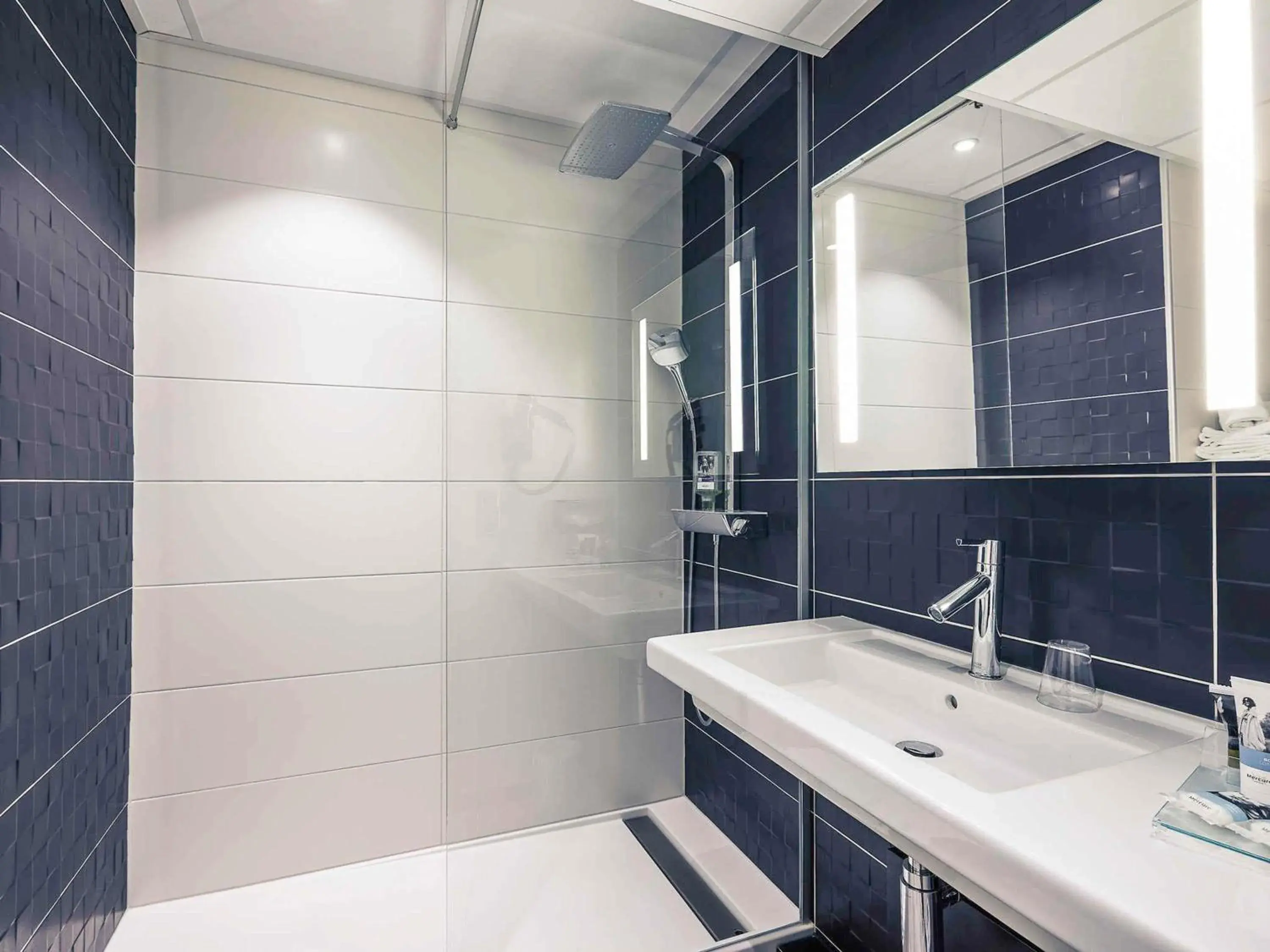 Bedroom in Mercure Colmar Centre Unterlinden Bedroom in Mercure Colmar Centre Unterlinden