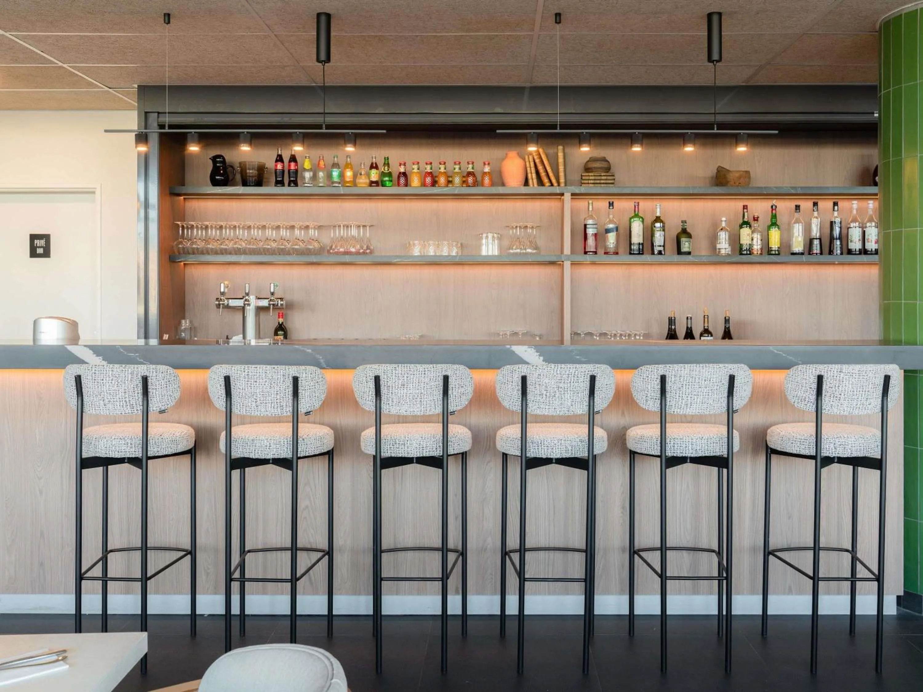 Lounge or bar in Mercure Paris Ivry Quai De Seine