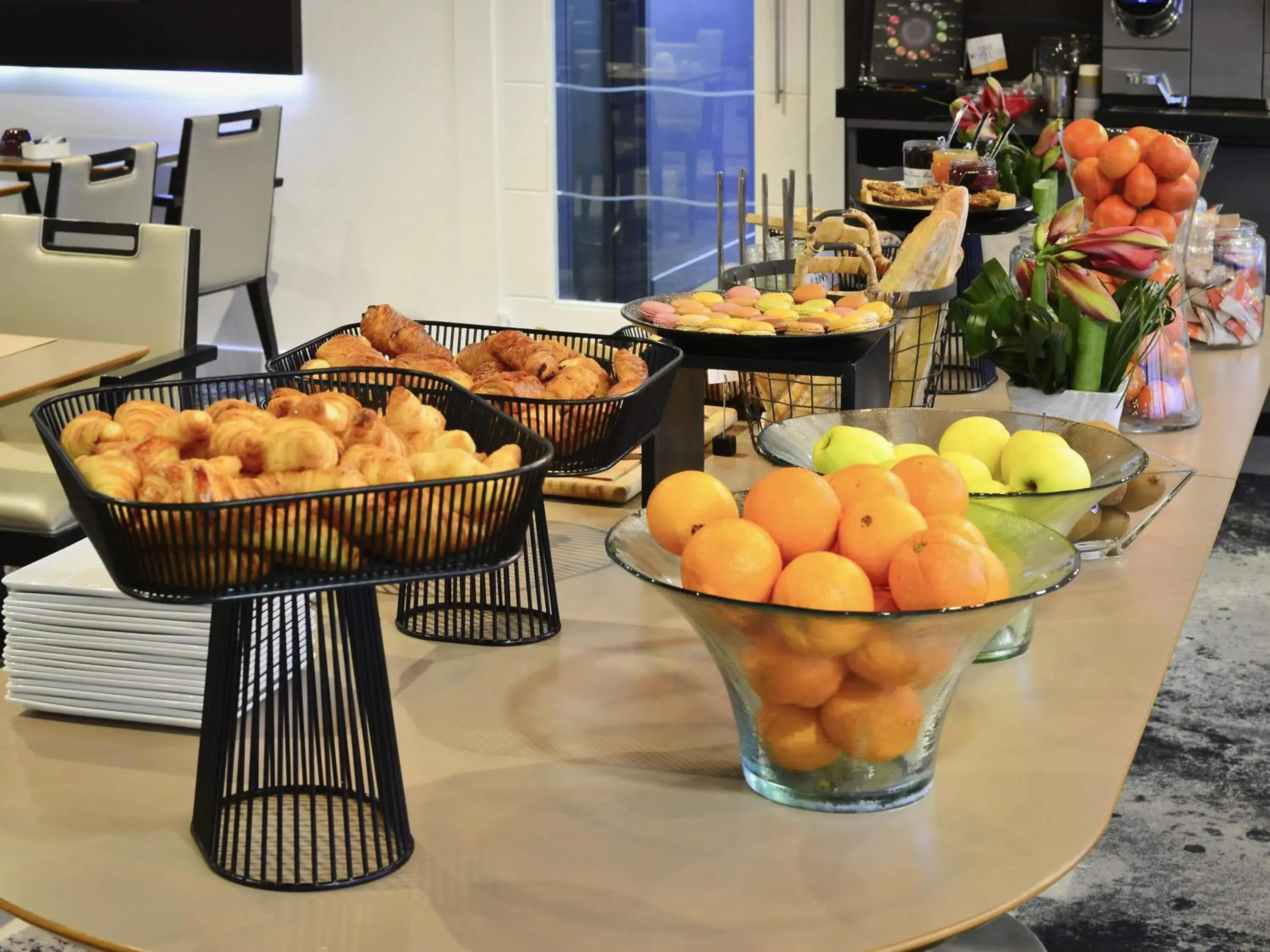 Breakfast in Mercure Paris Ivry Quai De Seine Breakfast in Mercure Paris Ivry Quai De Seine