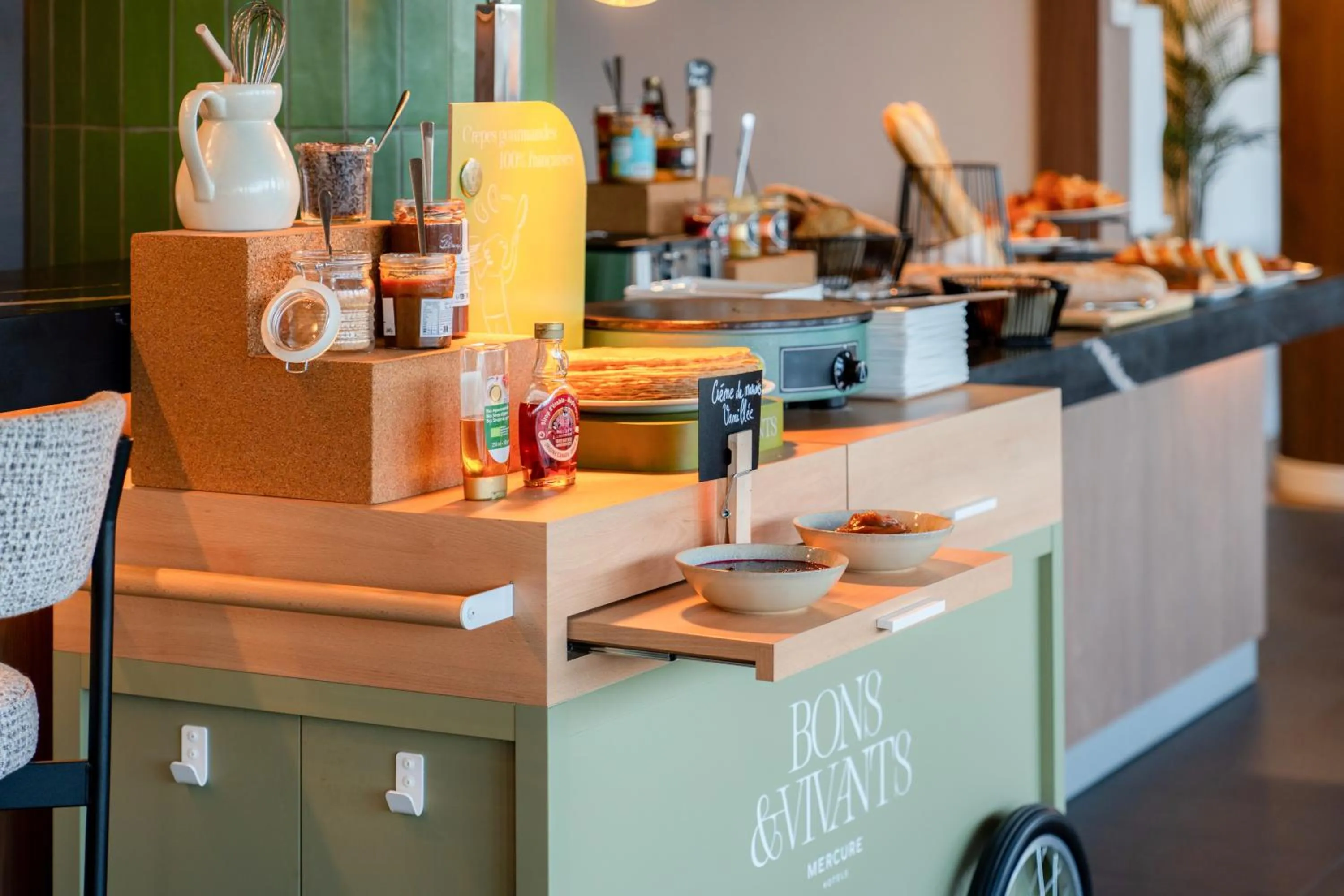 Food and drinks in Mercure Paris Ivry Quai De Seine