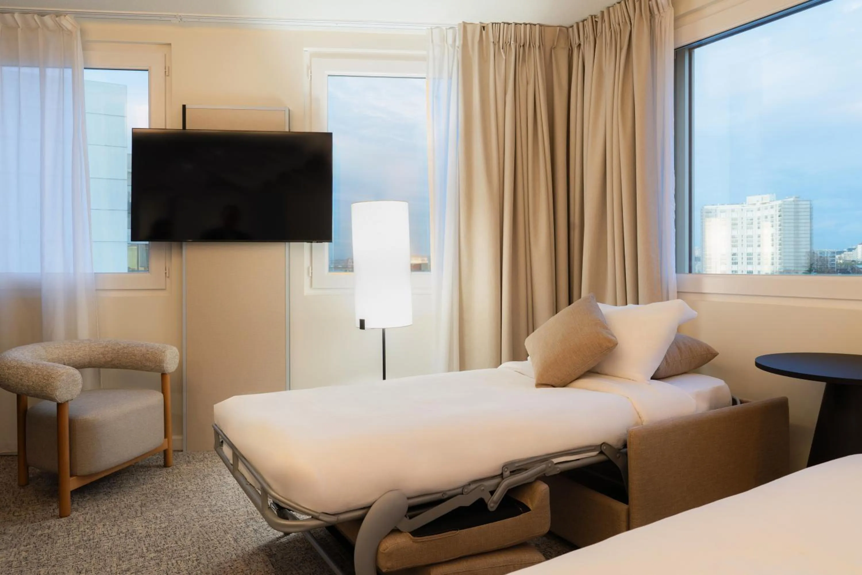 Bedroom, Bed in Mercure Paris Ivry Quai De Seine