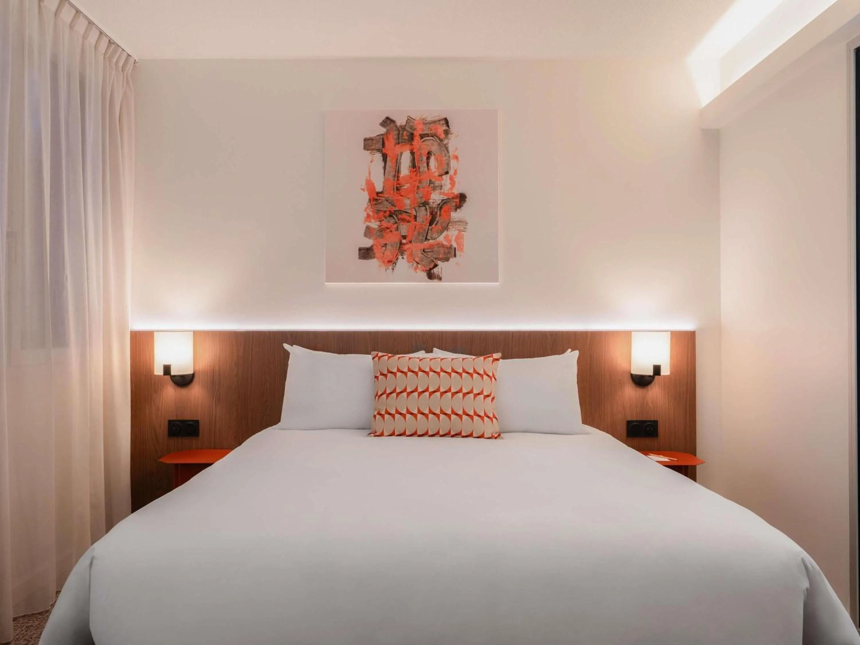 Bed in Mercure Paris Ivry Quai De Seine