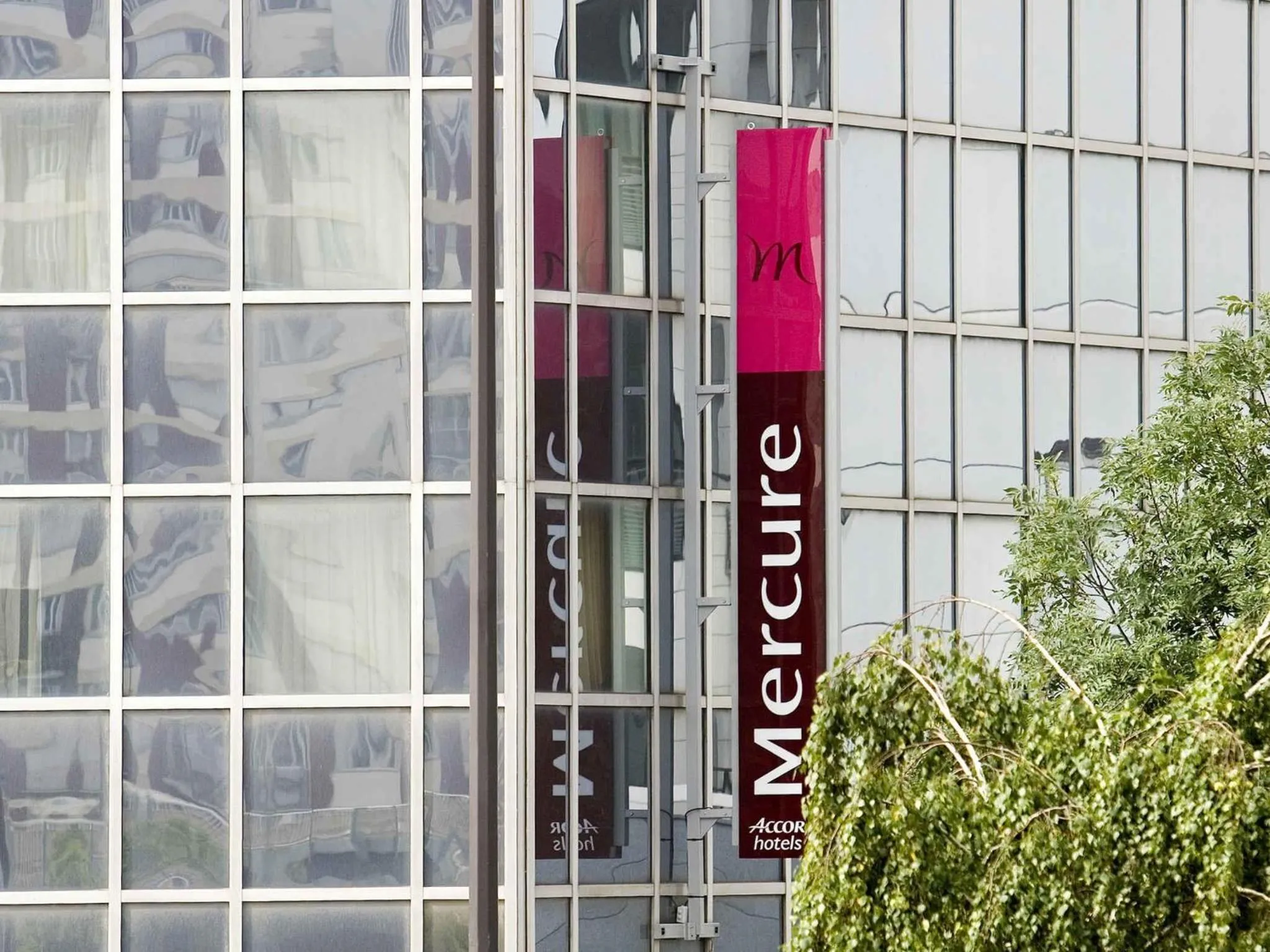 Property building in Mercure Paris Ivry Quai De Seine