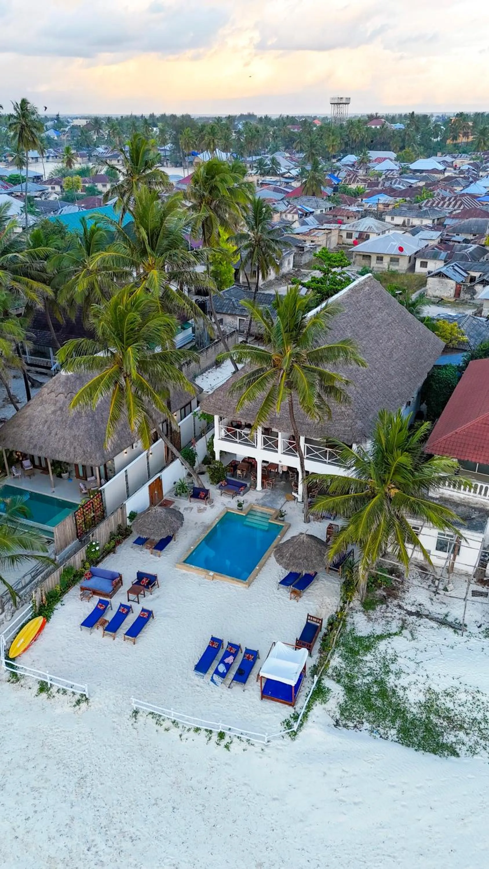 The African Paradise Beach Hotel