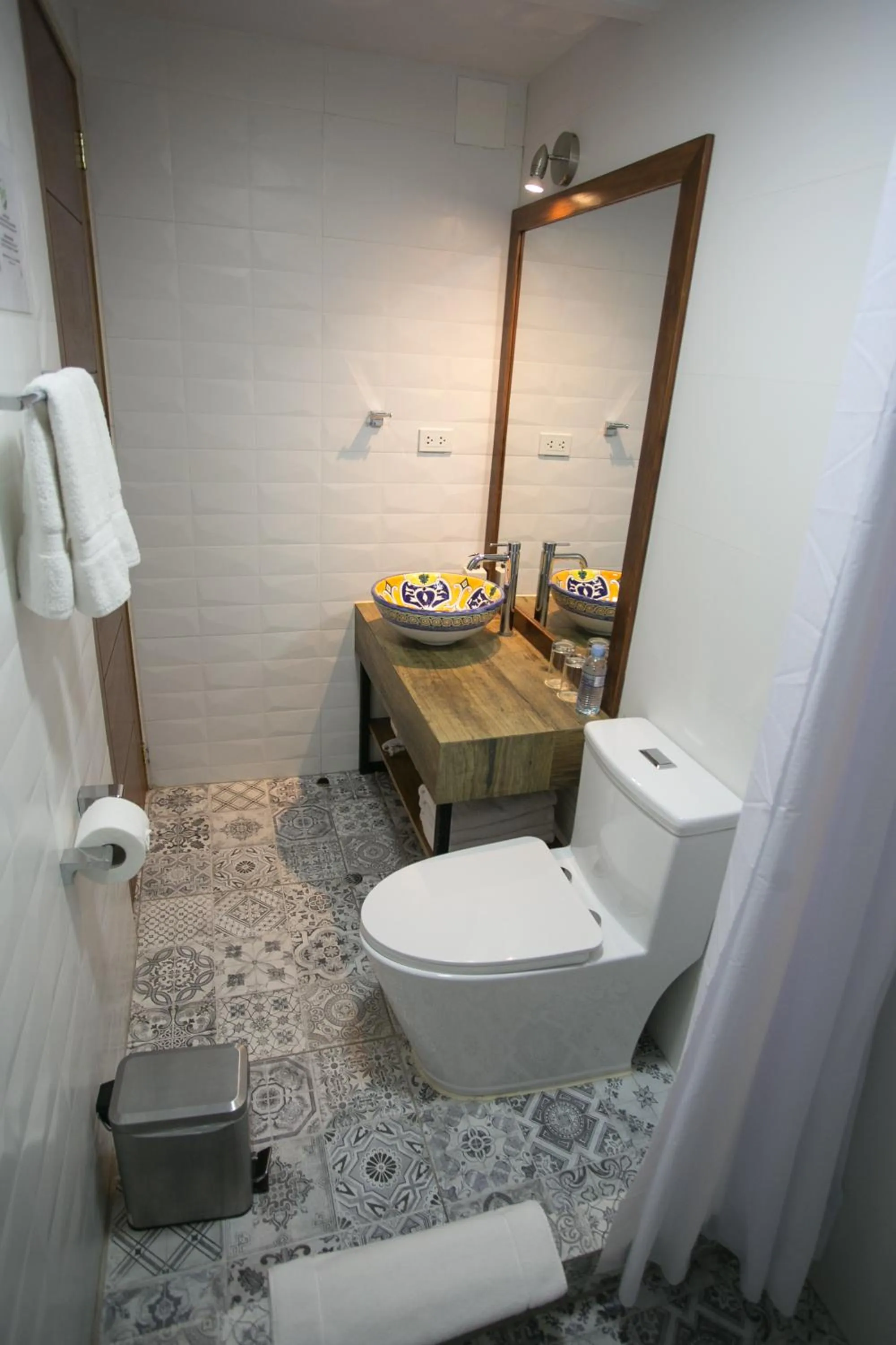 Toilet in Casa Biru Hotel Boutique