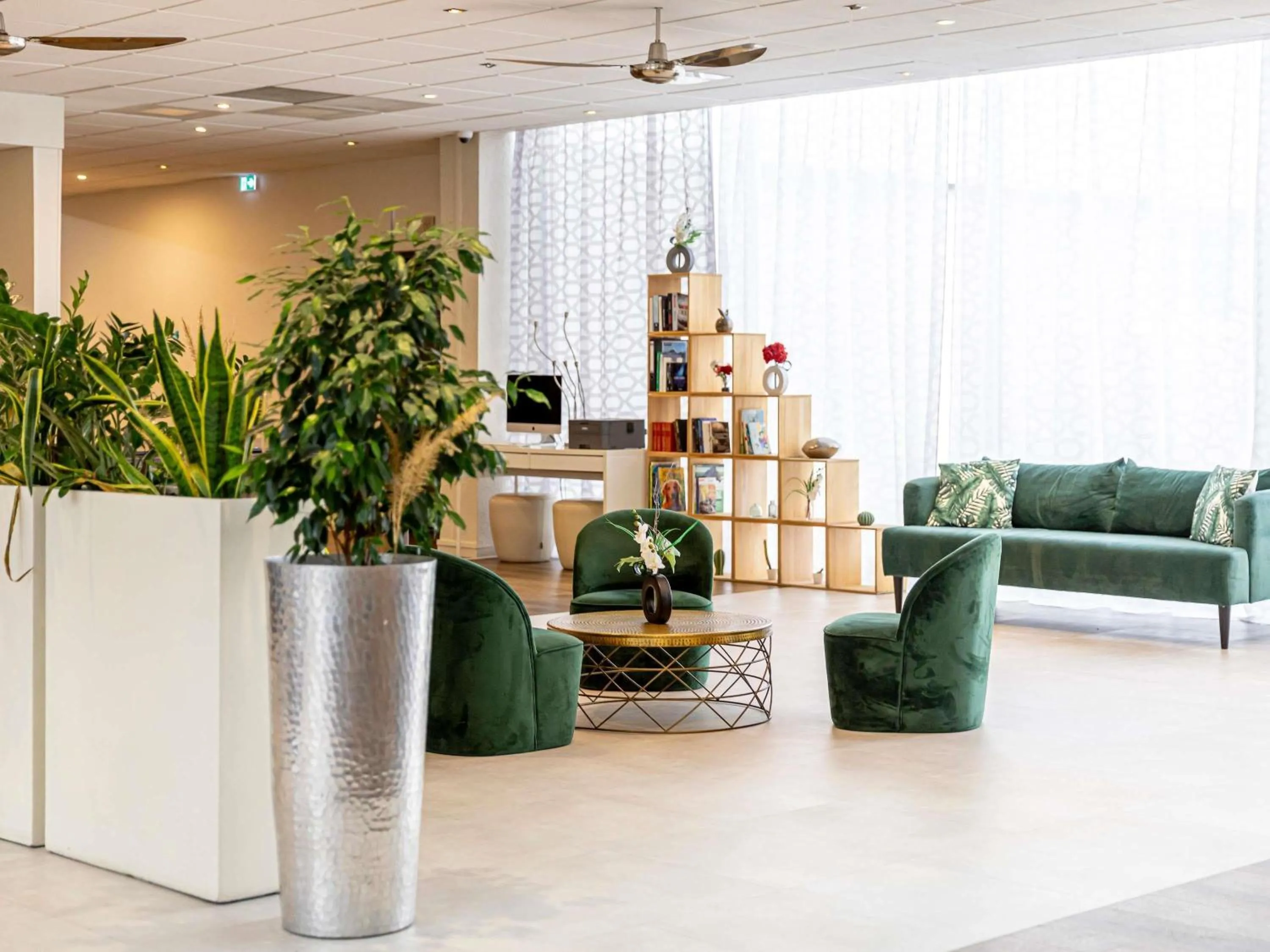 Property building in Mercure Paris Le Bourget Aeroport