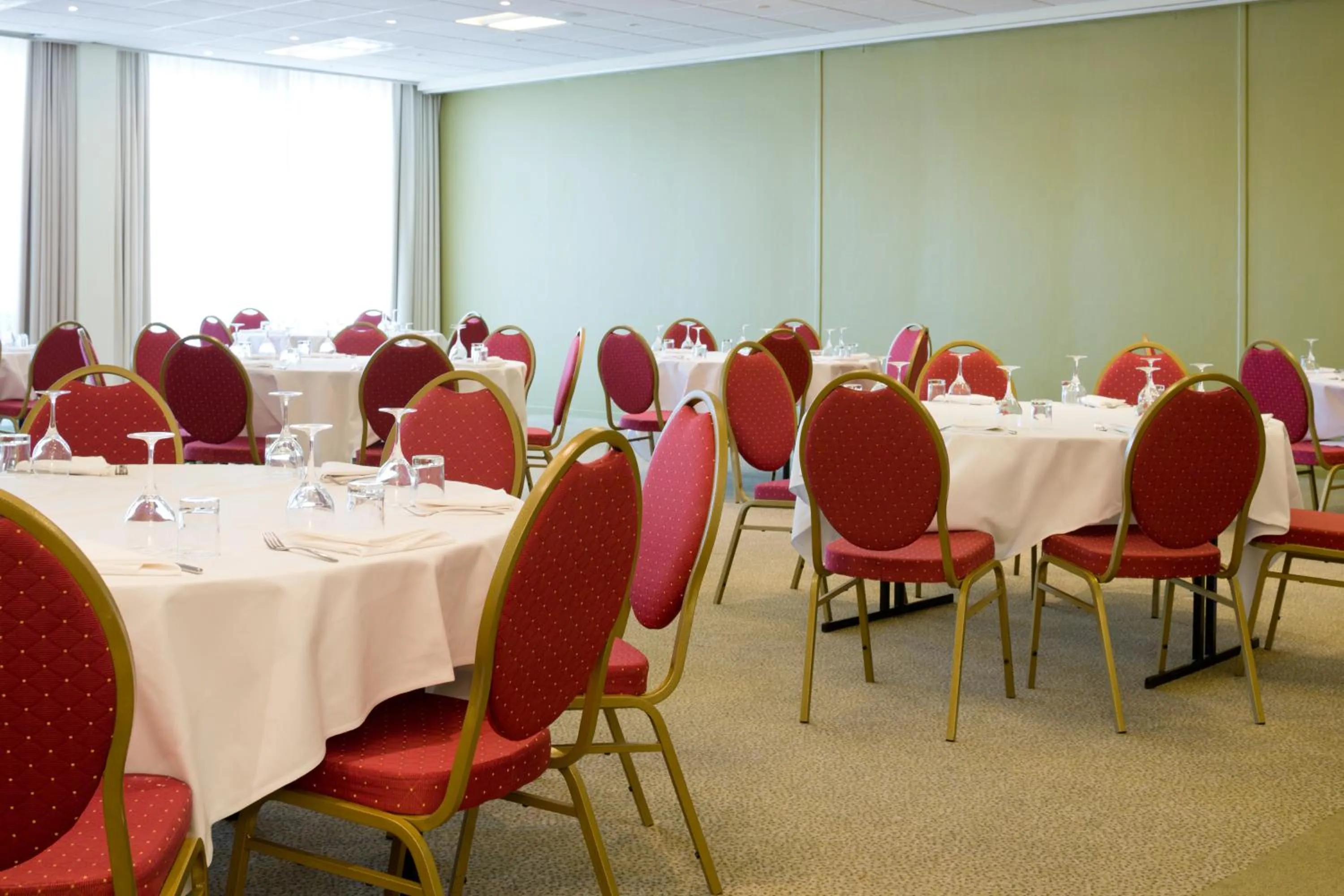 Business facilities in Mercure Paris Le Bourget Aeroport