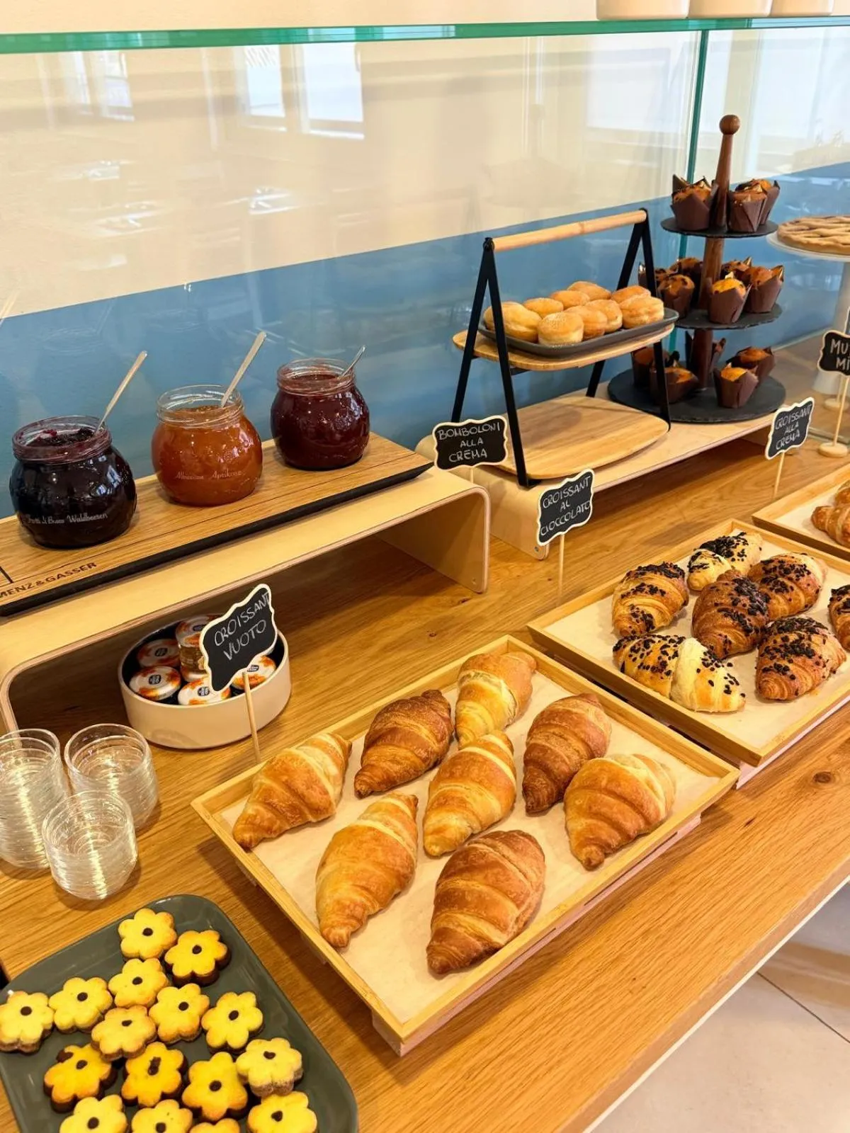 Buffet breakfast in Hotel Berenice