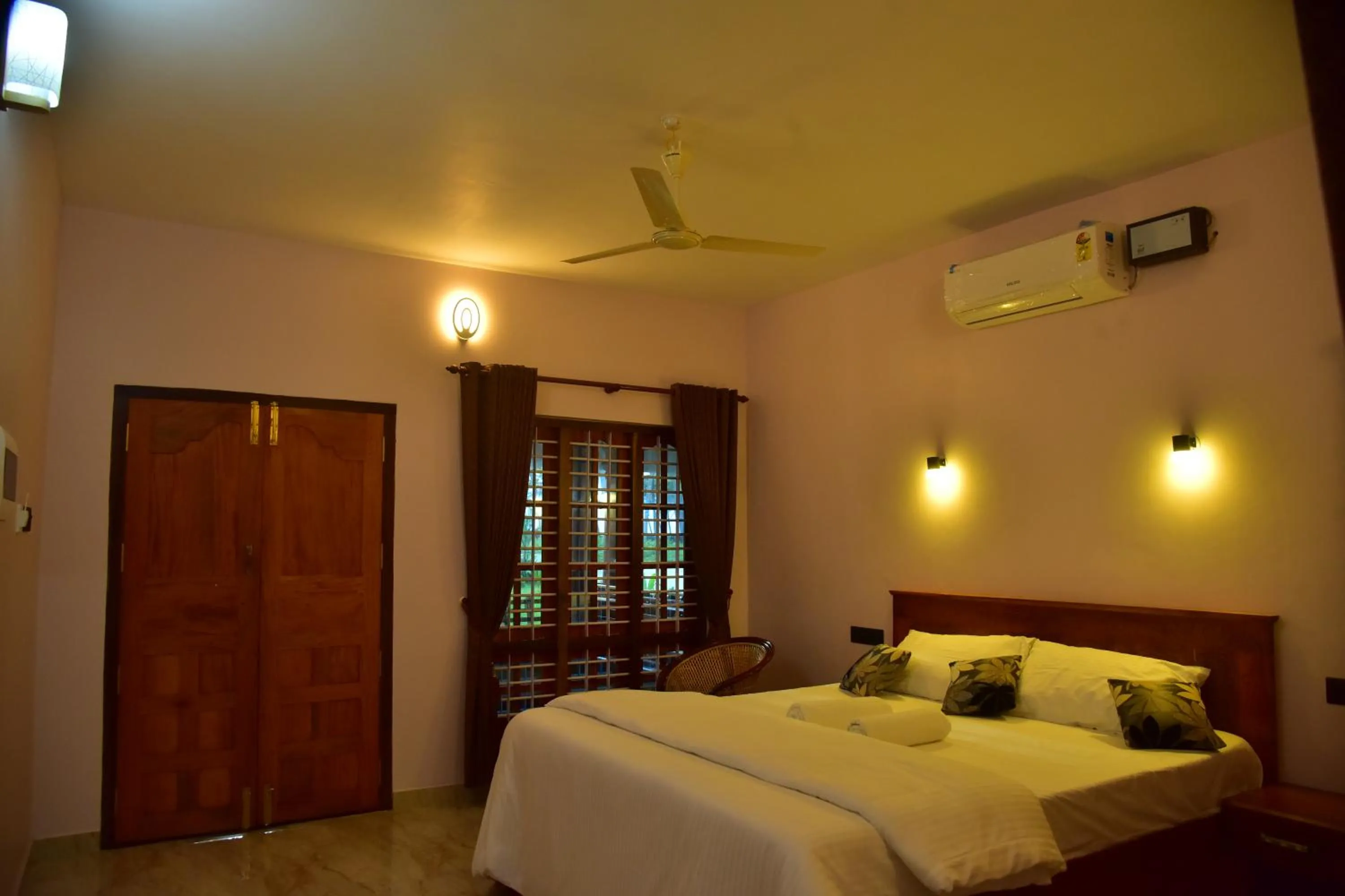 Bedroom, Bed in Royal KazBay Beach Resort