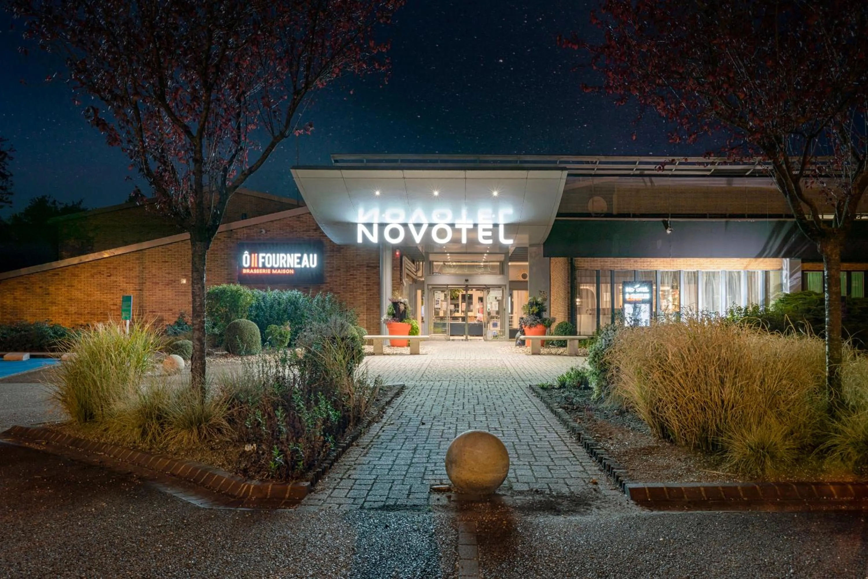 Facade/entrance in Novotel Metz Amnéville