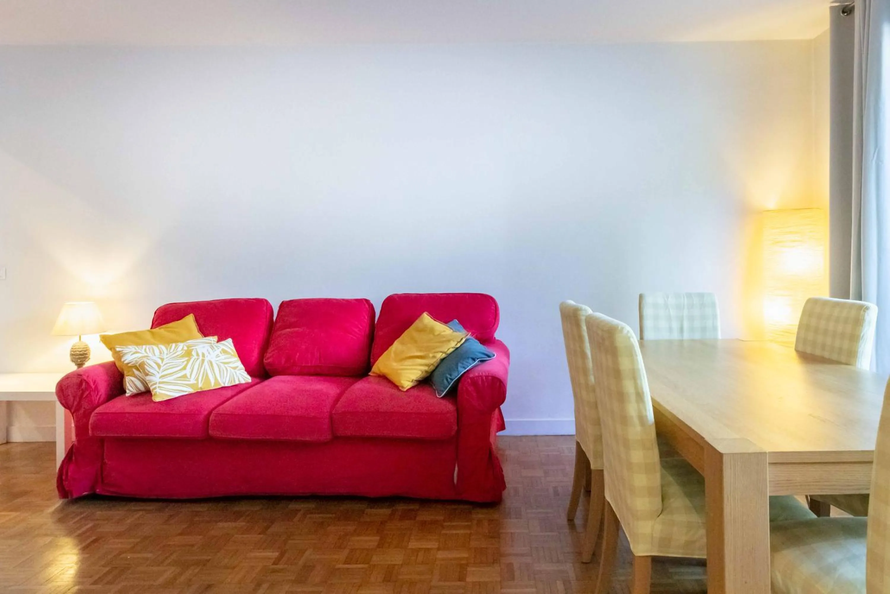 Paris City - Spacious 3 rooms flat for families - 3 minutes from metro station