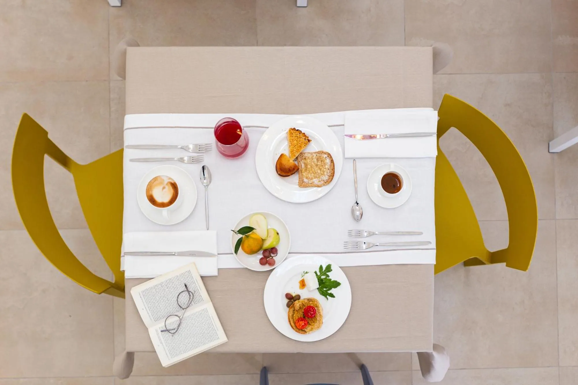 Restaurant/places to eat in Palazzo Marini B&B di Charme