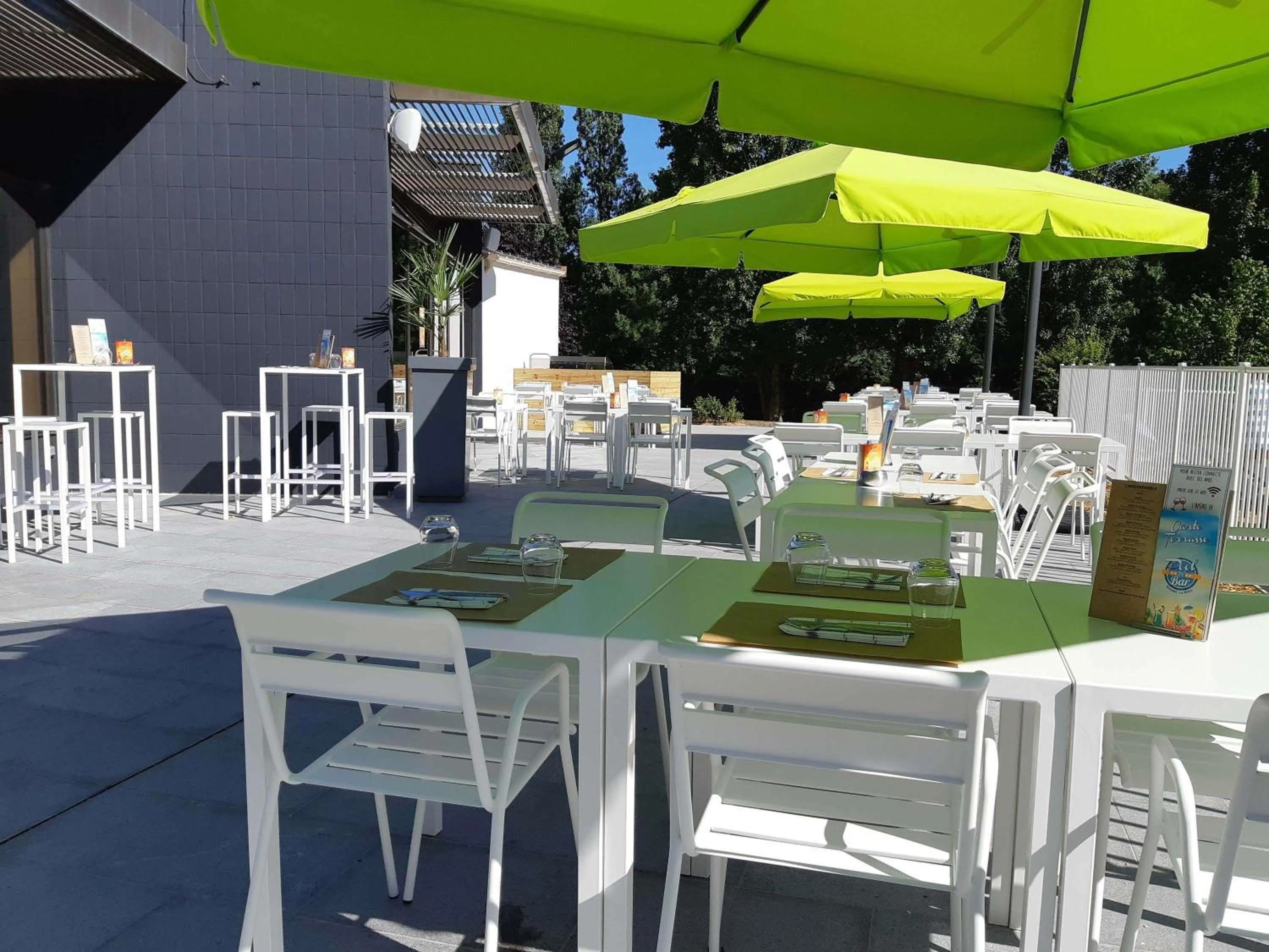 Restaurant/places to eat in Novotel Le Mans