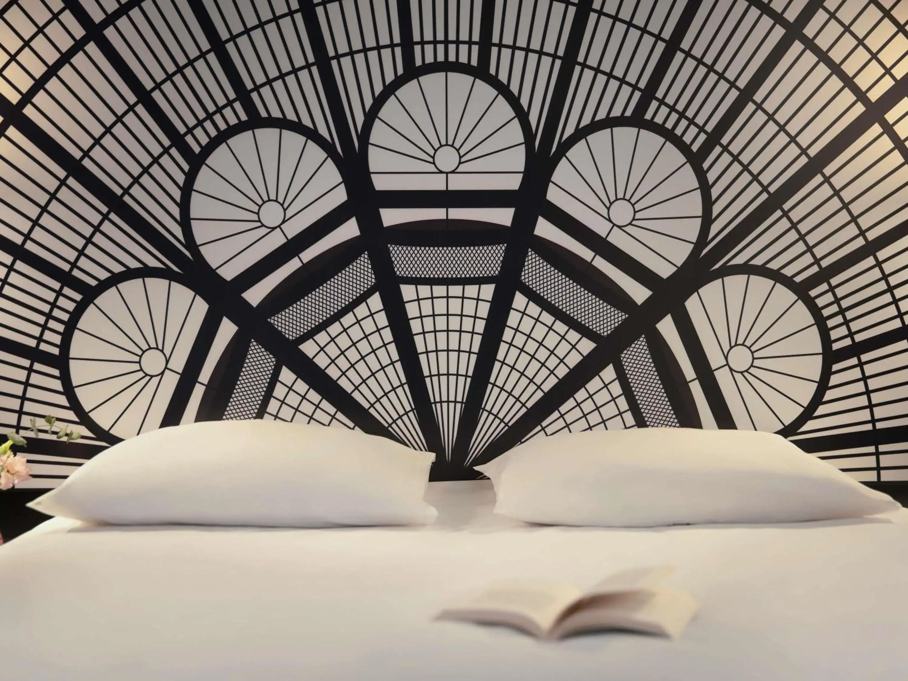 Bedroom, Bed in Mercure Paris Porte De Versailles Expo Bedroom, Bed in Mercure Paris Porte De Versailles Expo