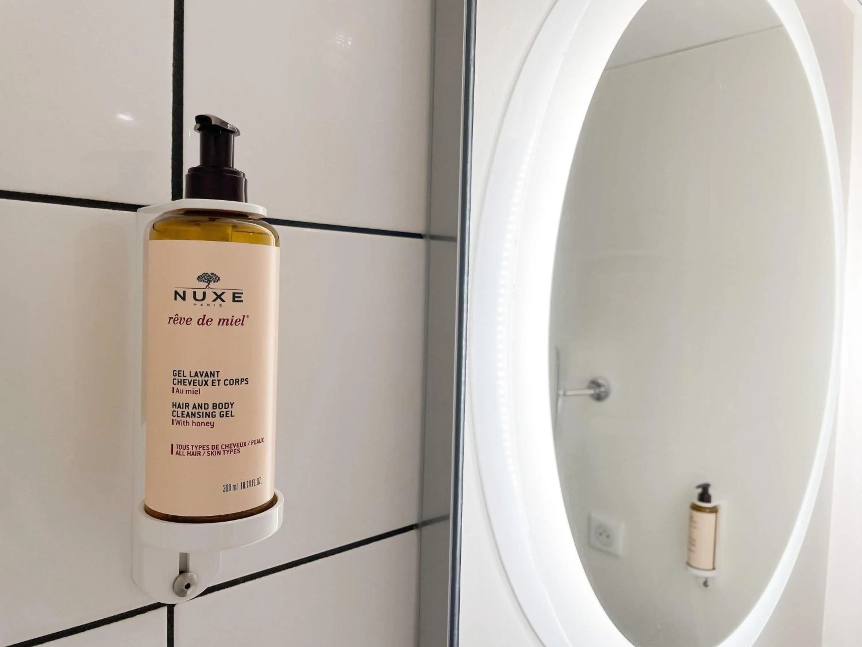 Bedroom in Mercure Paris Porte De Versailles Expo