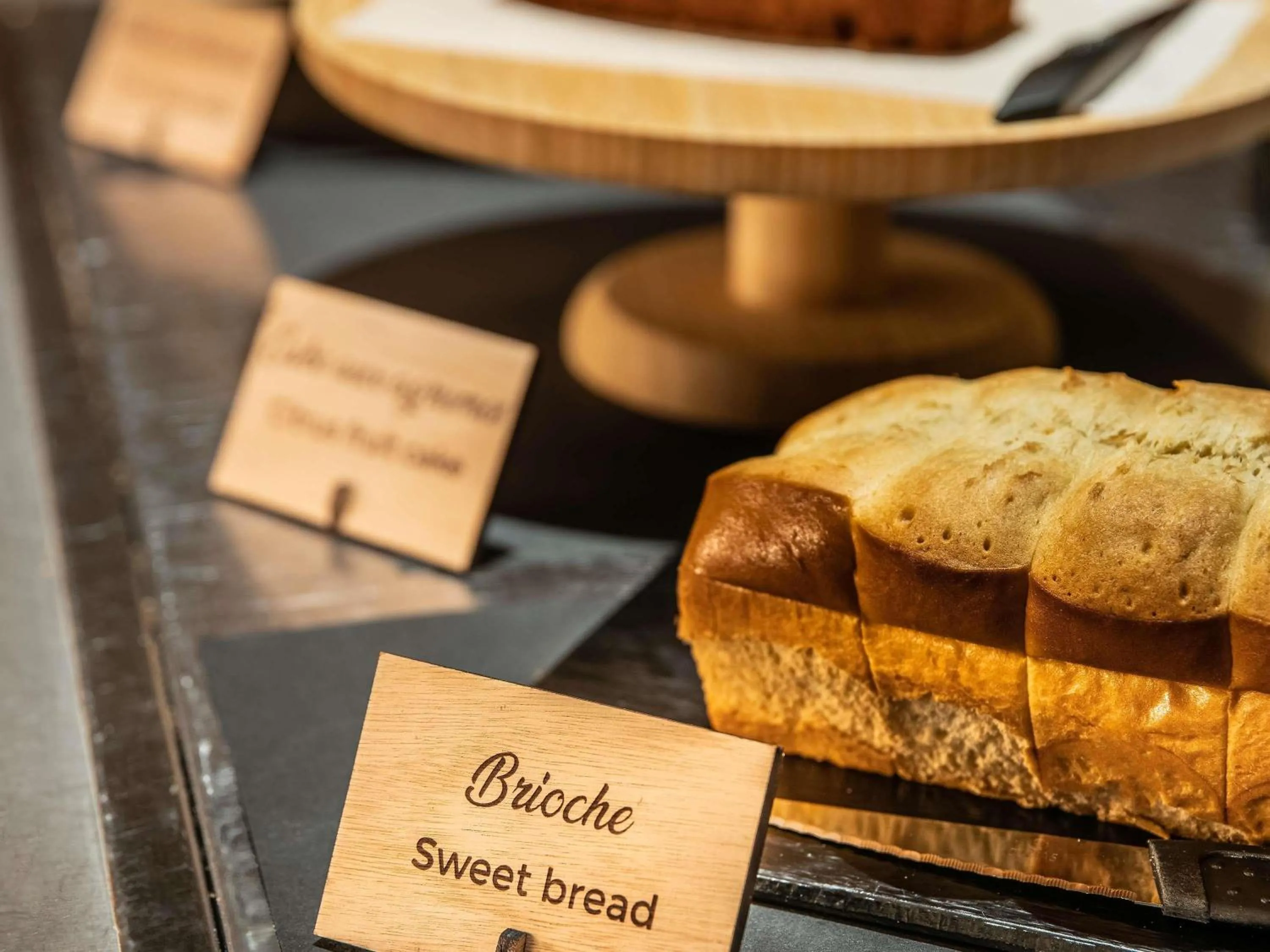 Breakfast in Mercure Paris Porte De Versailles Expo