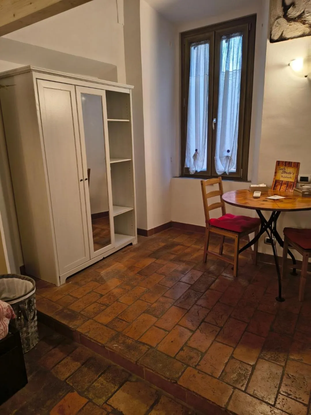 Seating area in Sesta Strada