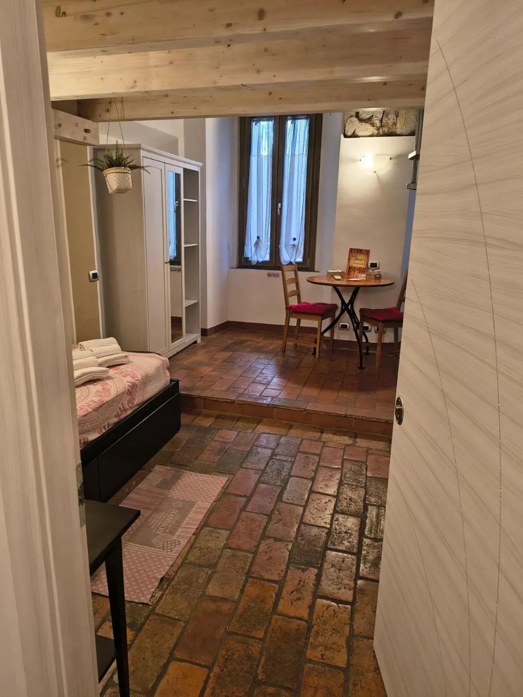 Seating area in Sesta Strada