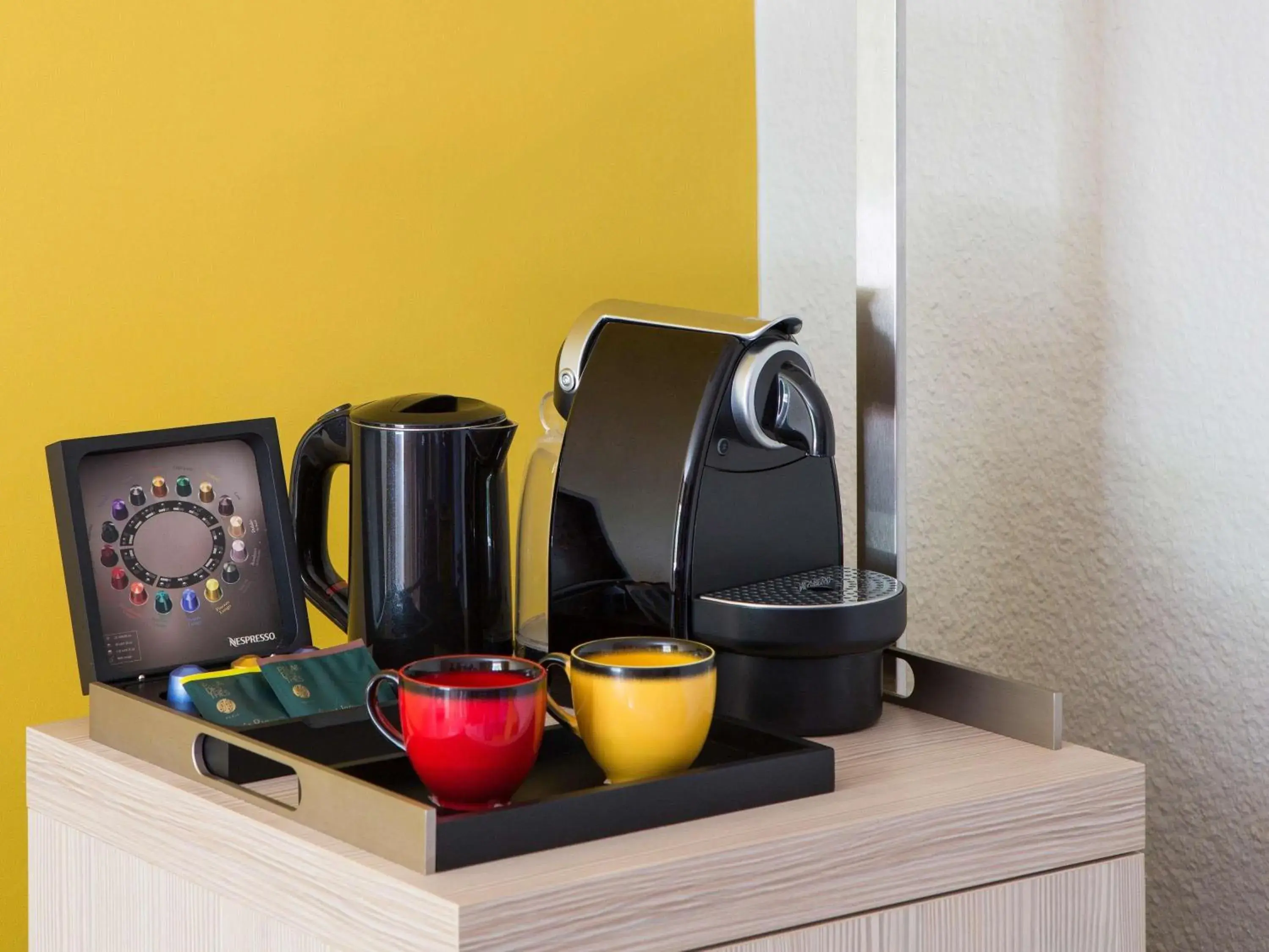 Bedroom in Mercure Paris Sud Les Ulis-Courtaboeuf Bedroom in Mercure Paris Sud Les Ulis-Courtaboeuf