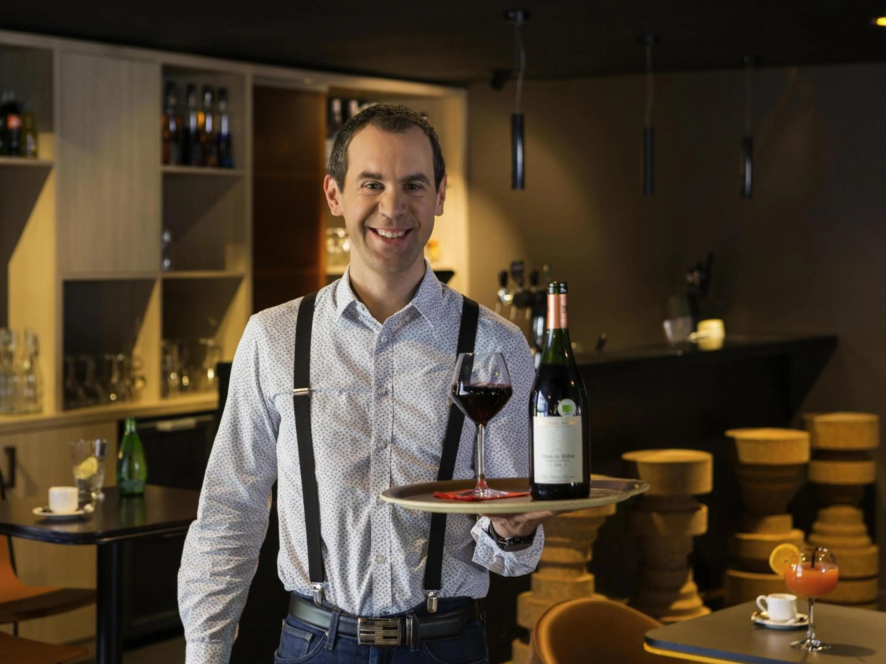 Restaurant/places to eat in Mercure Paris Sud Les Ulis-Courtaboeuf