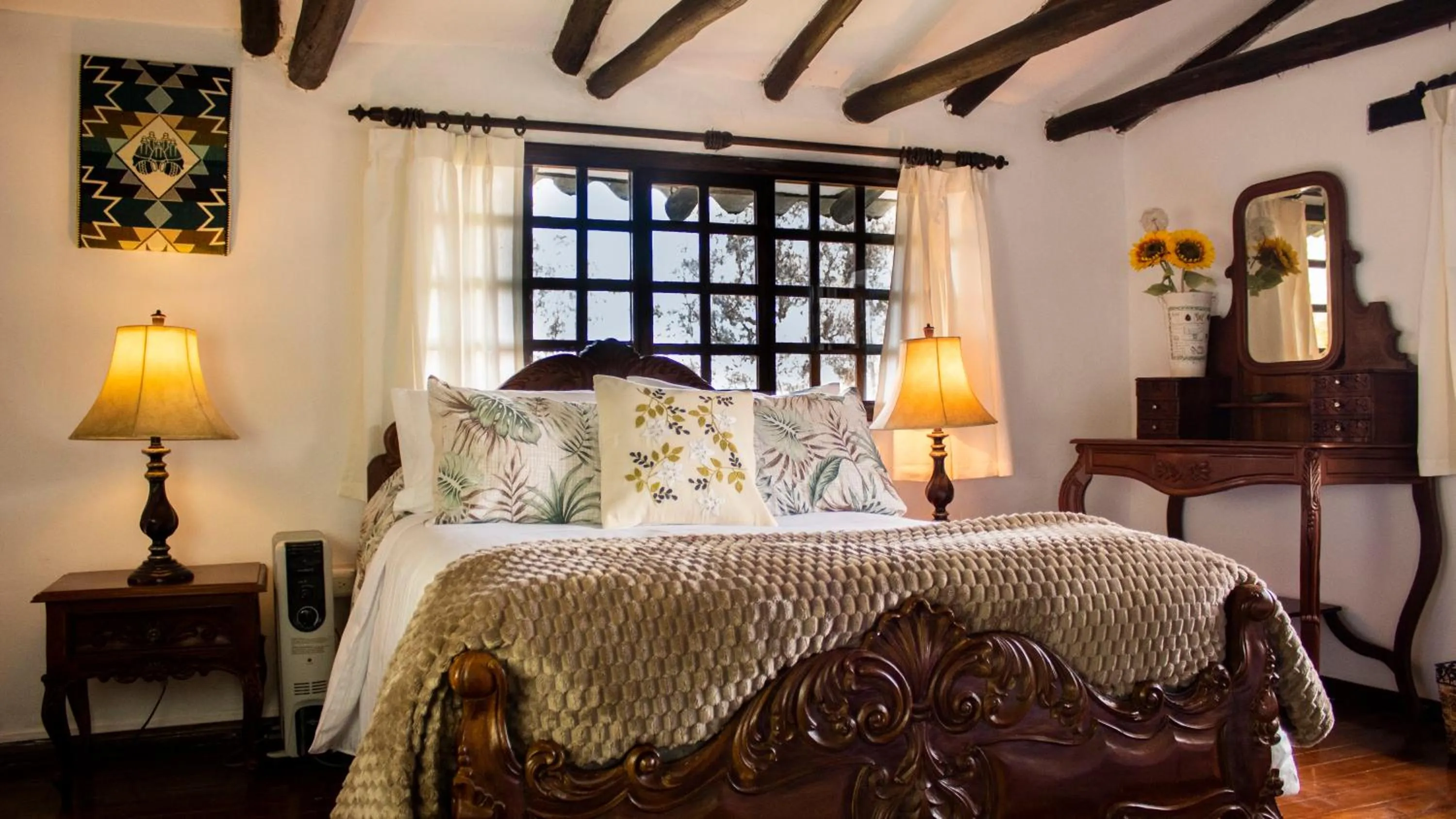 Bed in Hacienda San Isidro Trails & Experiences
