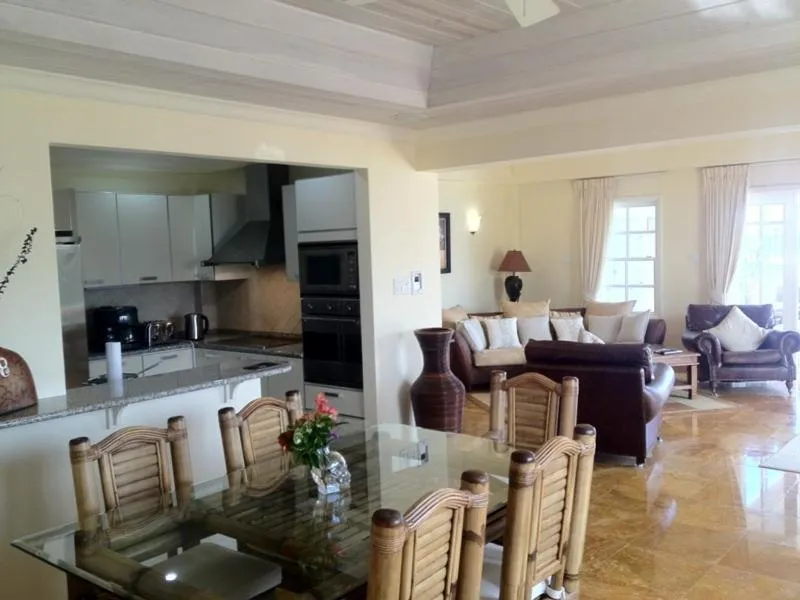 Dining area in White Sands Beach Condos