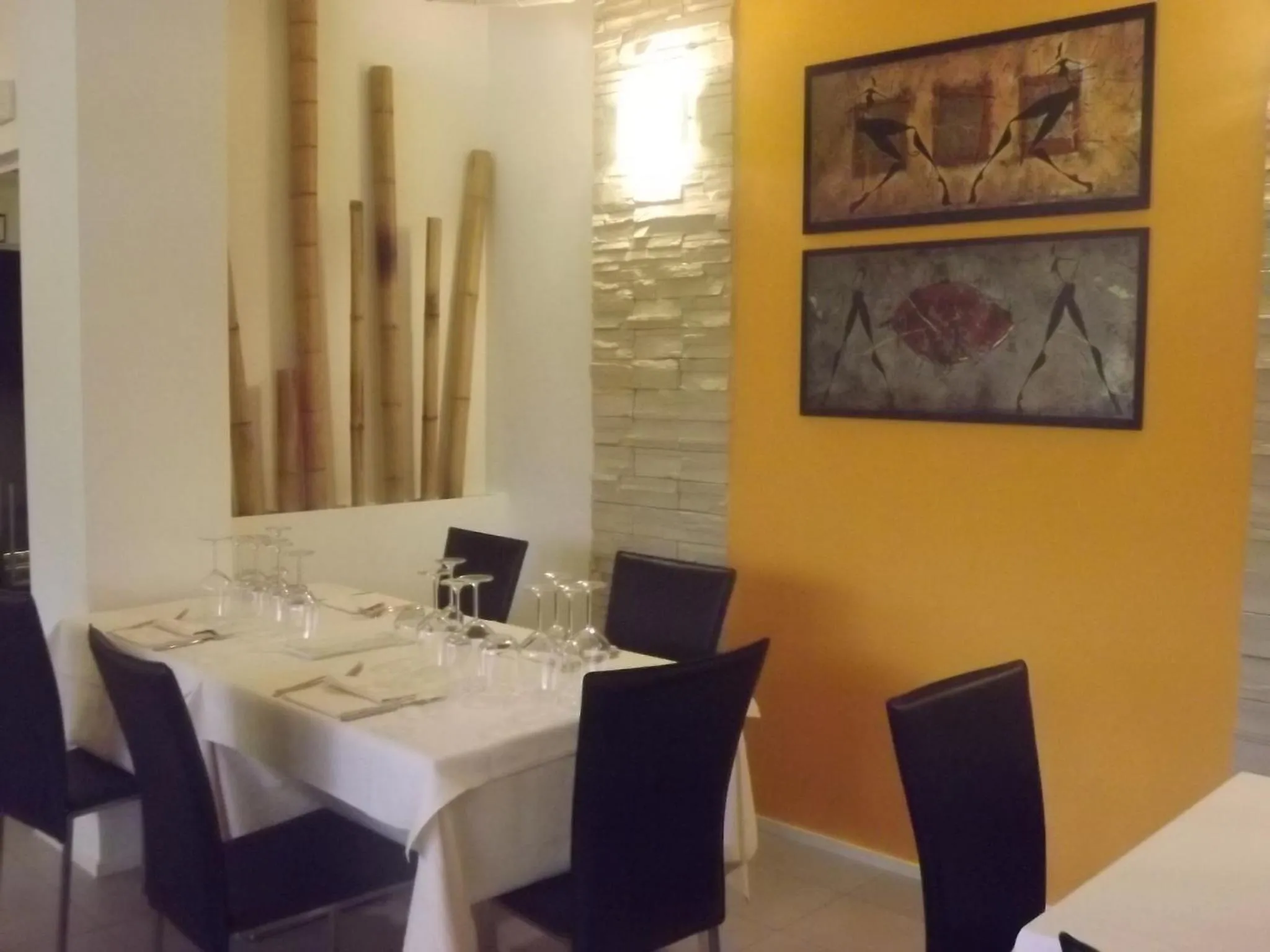 Dining area in Hotel Bersè