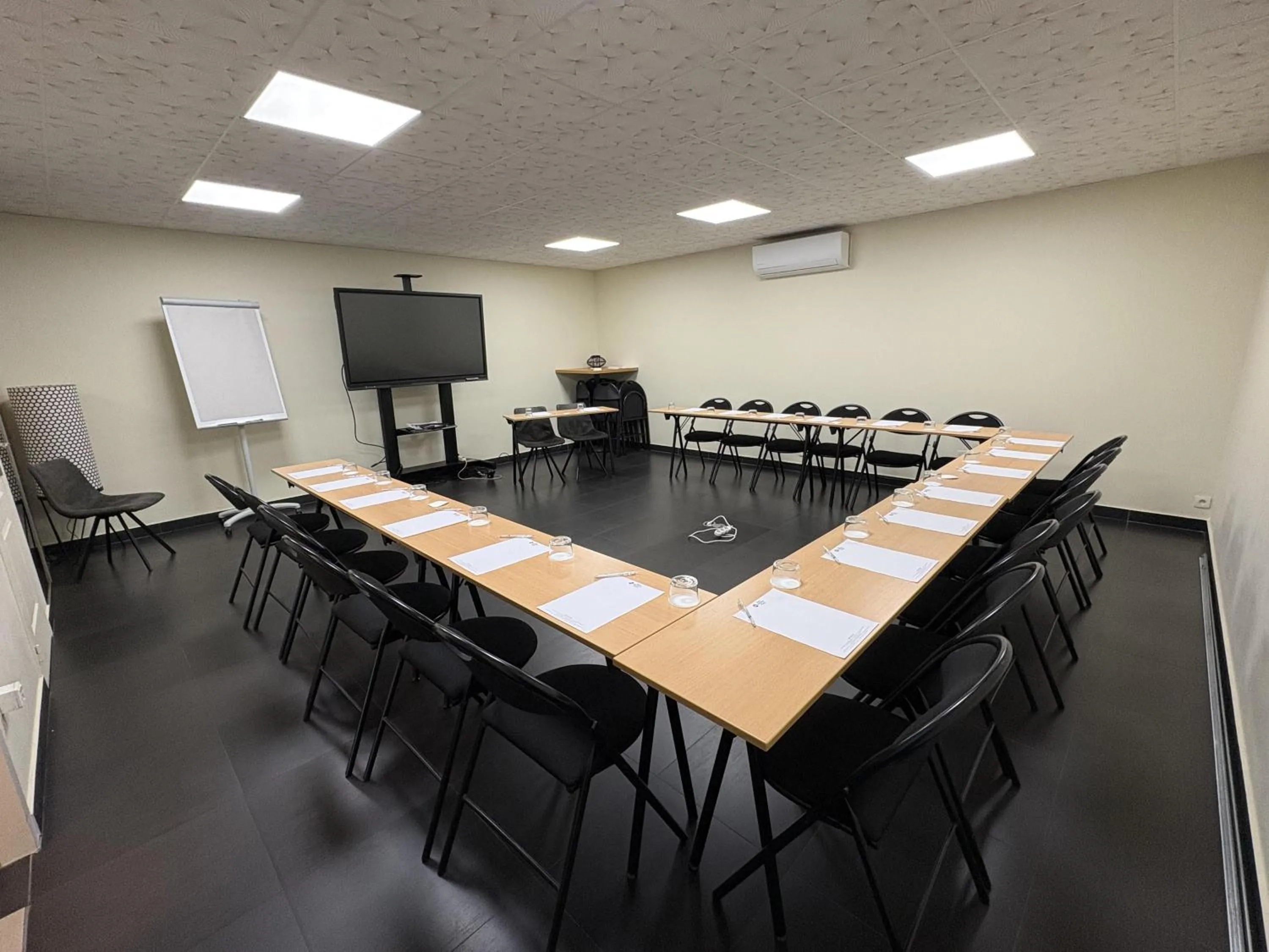 Meeting/conference room in Best Western Plus Hotel Canet-Plage