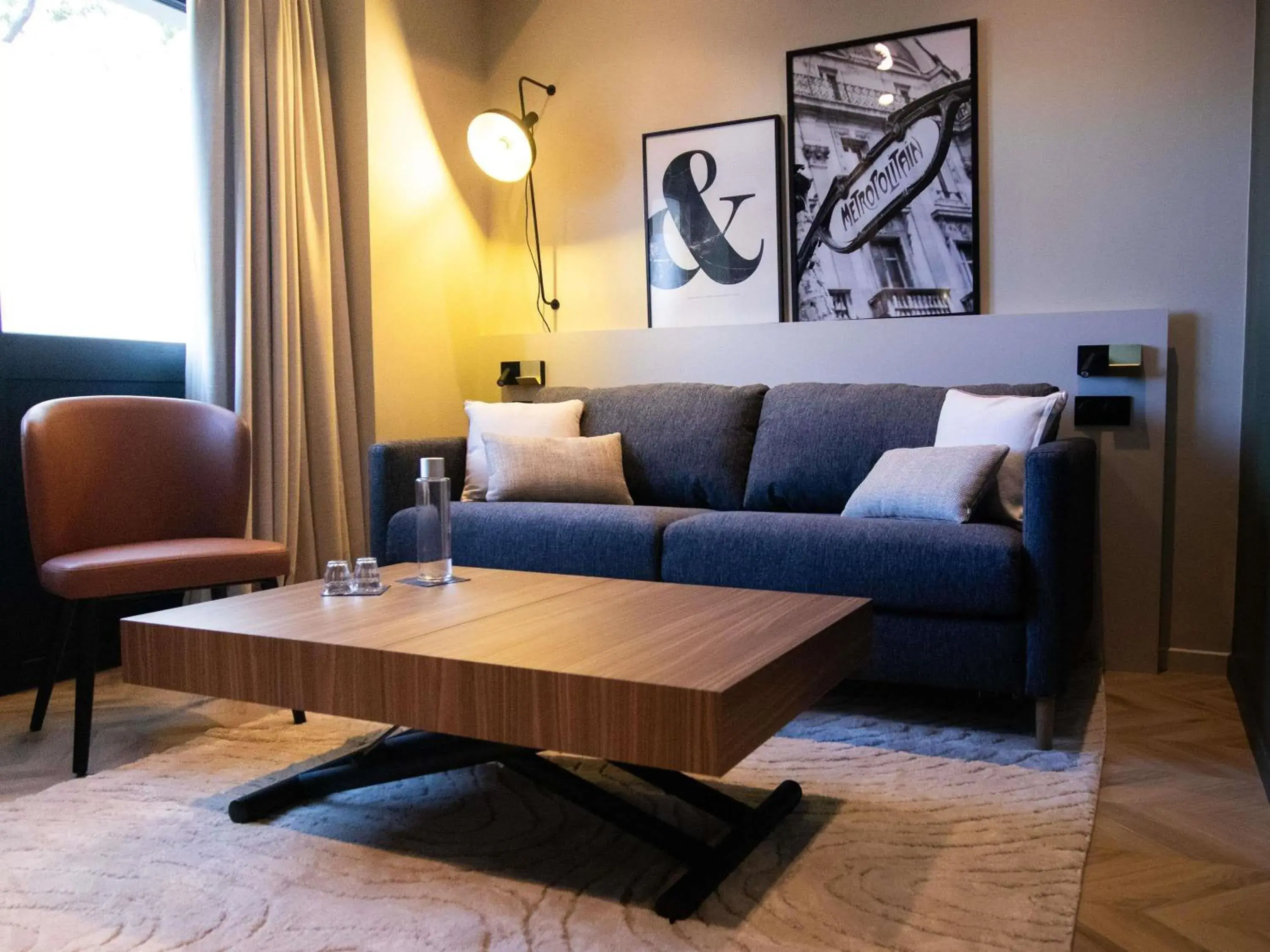 Bedroom in Mercure Paris Tour Eiffel Pont Mirabeau Bedroom in Mercure Paris Tour Eiffel Pont Mirabeau