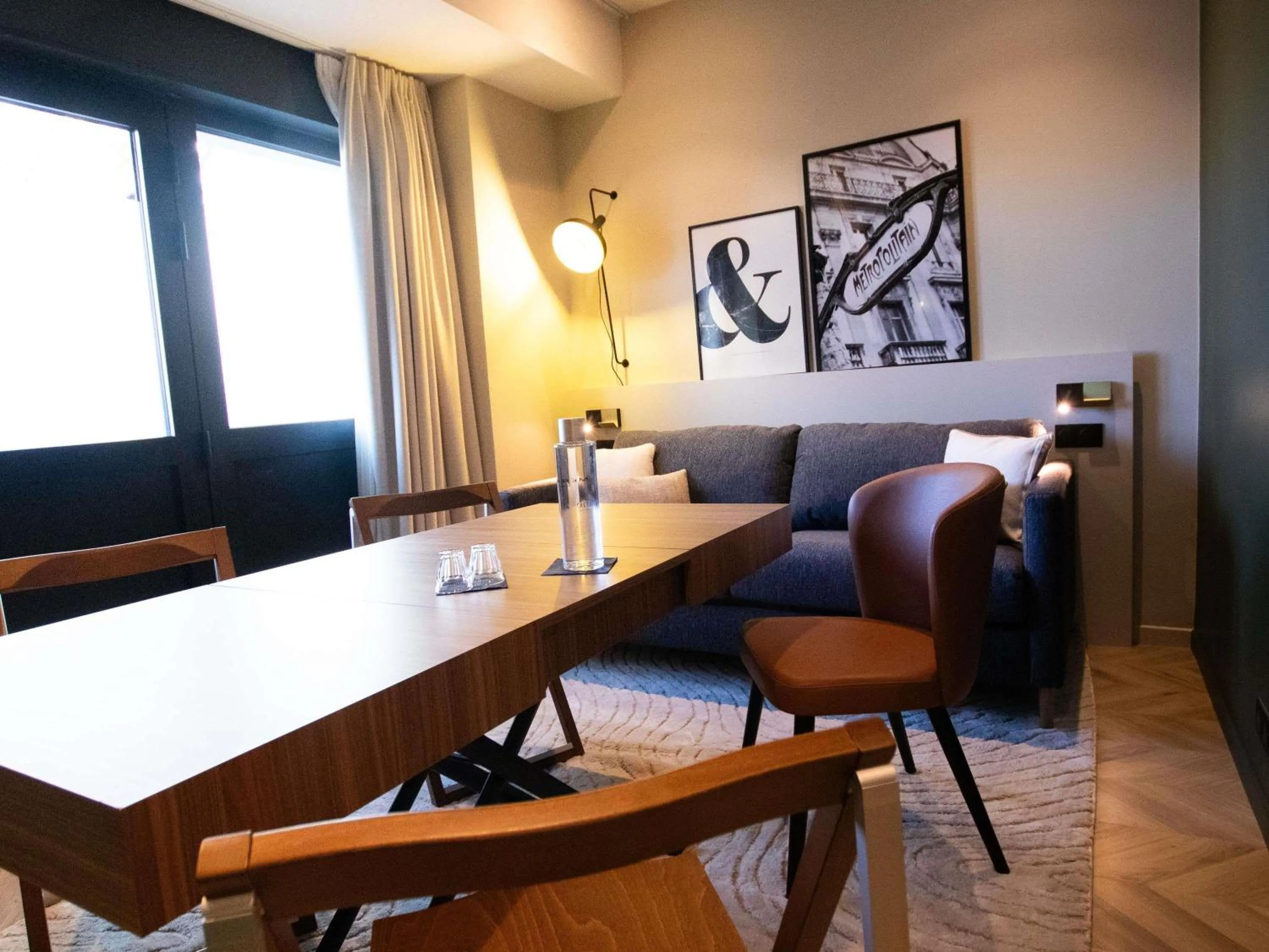 Bedroom in Mercure Paris Tour Eiffel Pont Mirabeau