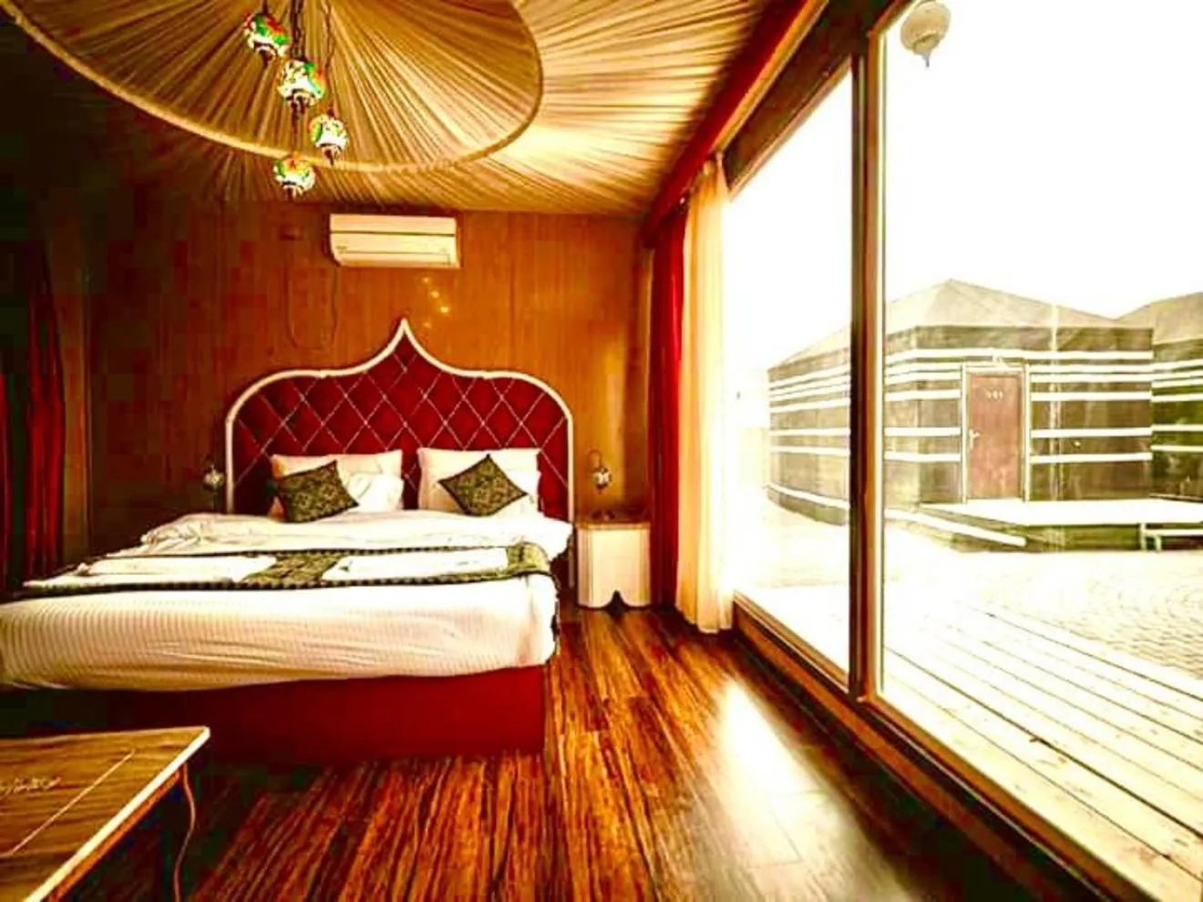 Photo of the whole room, Bed in Al Sultana Luxury Camp