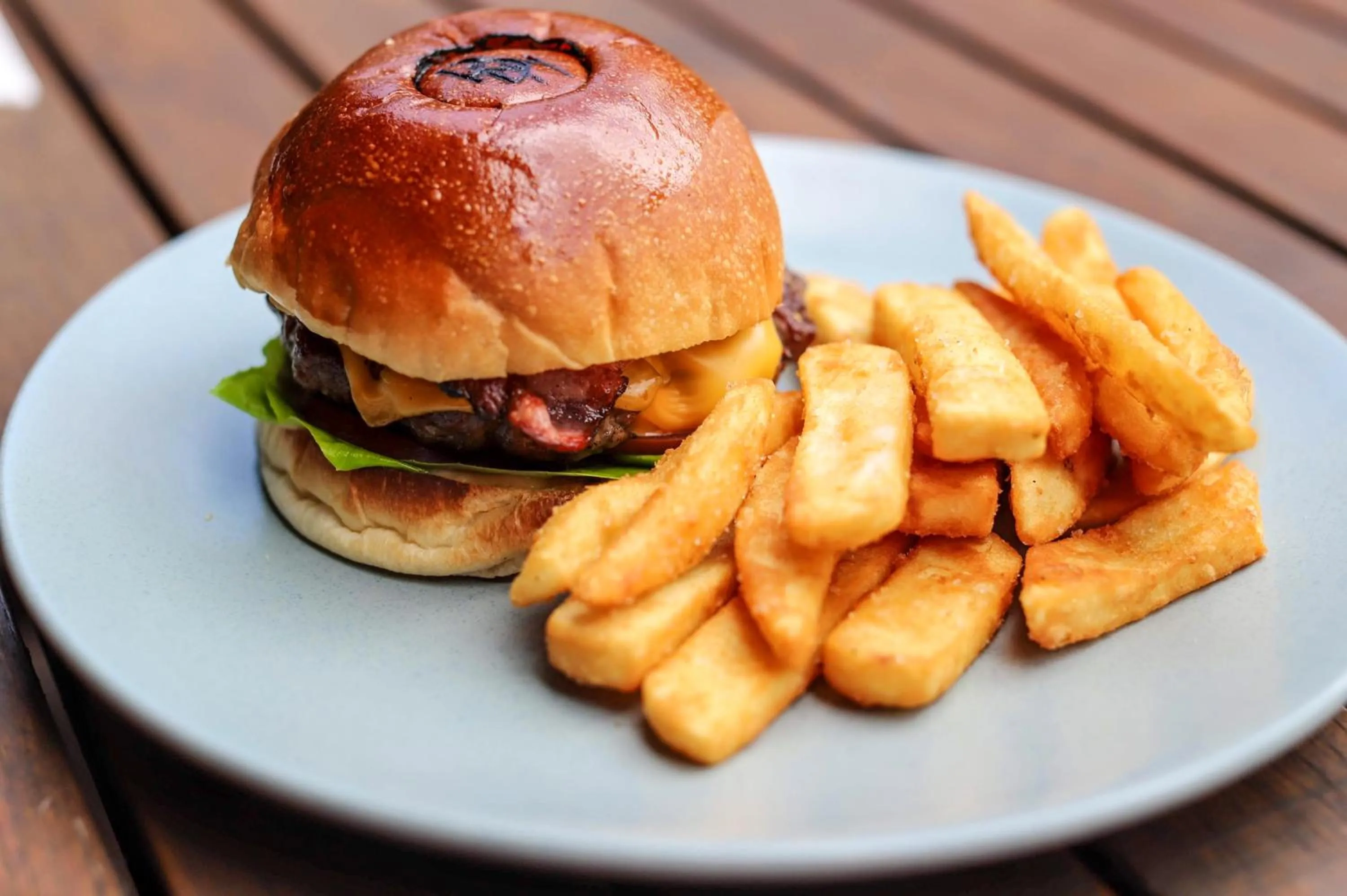 Food and drinks in Royal Derby Hotel