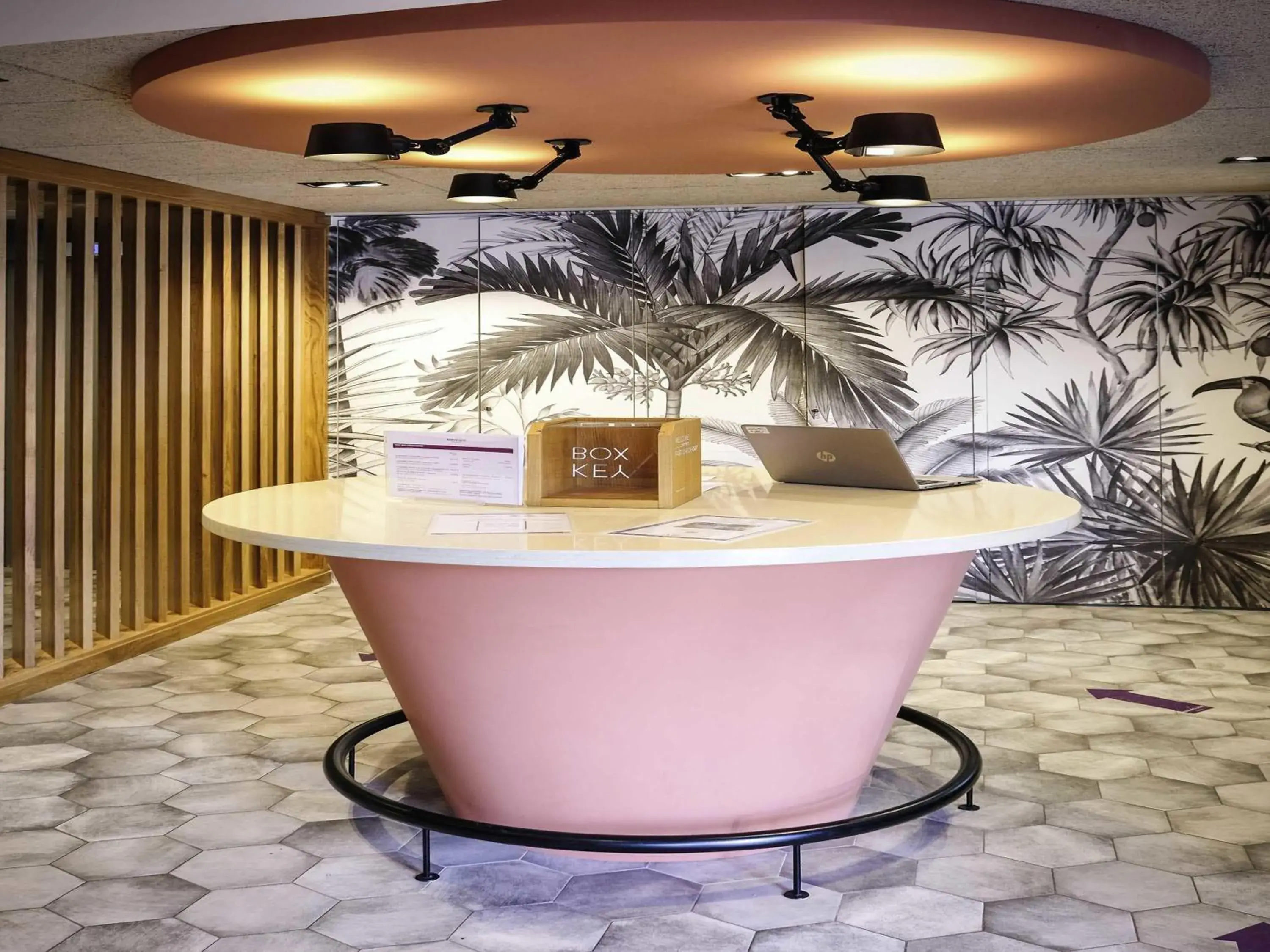 Property building in Mercure Perpignan Centre Property building in Mercure Perpignan Centre