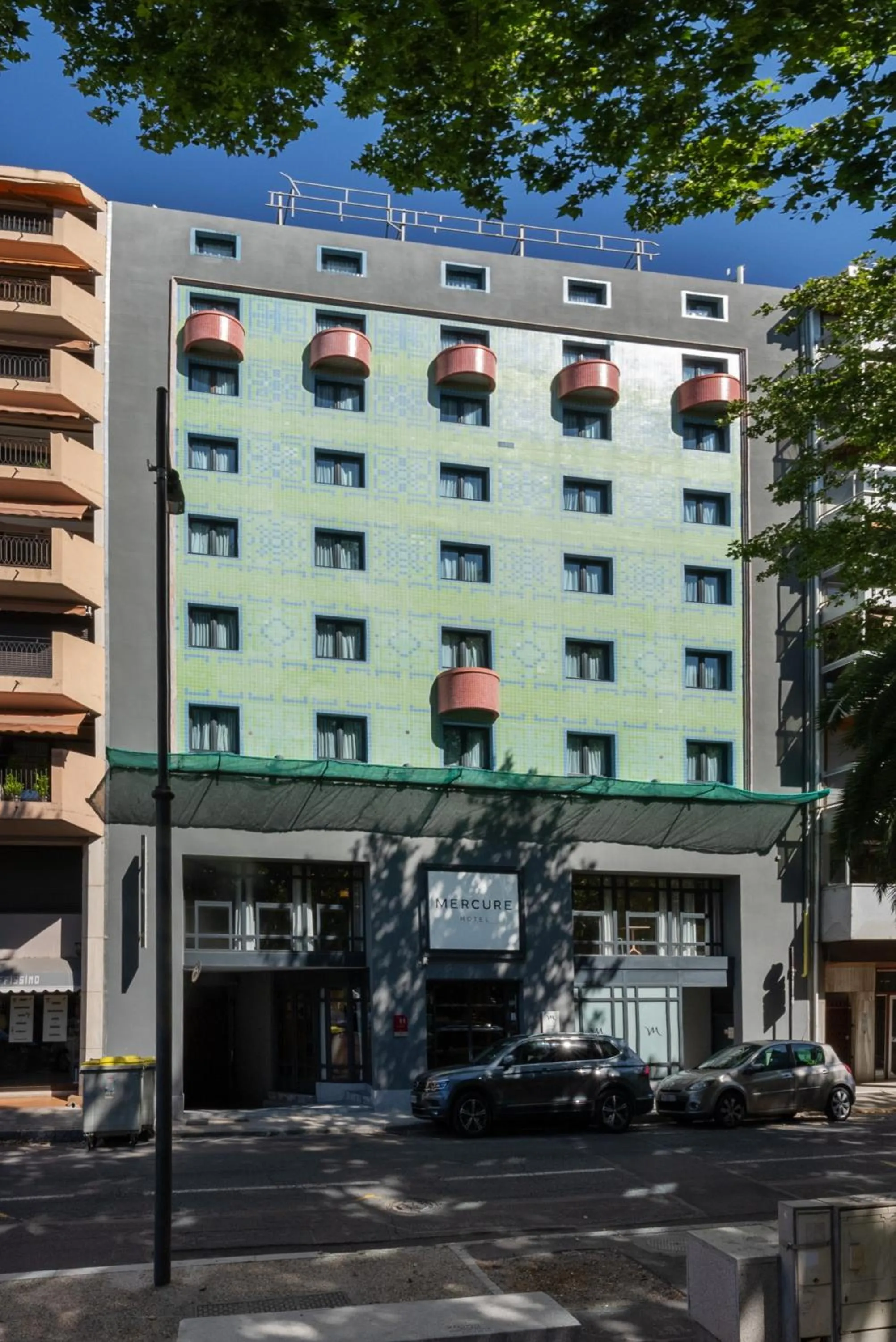 Facade/entrance in Mercure Perpignan Centre