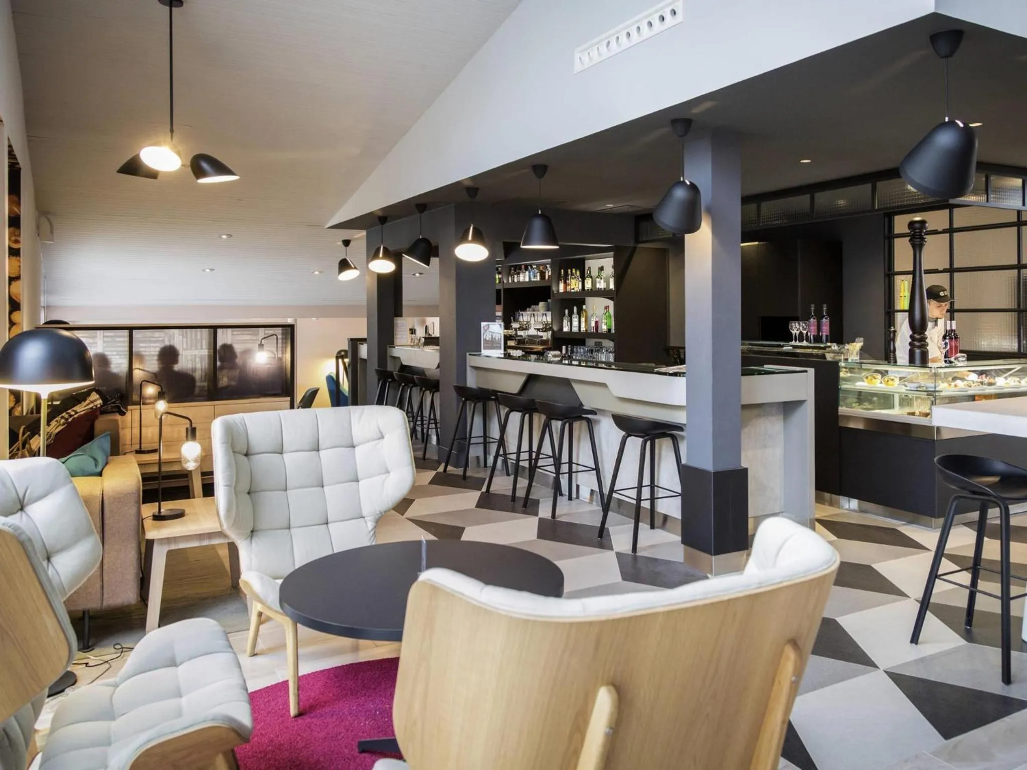 Lounge or bar in Novotel Lille Aéroport