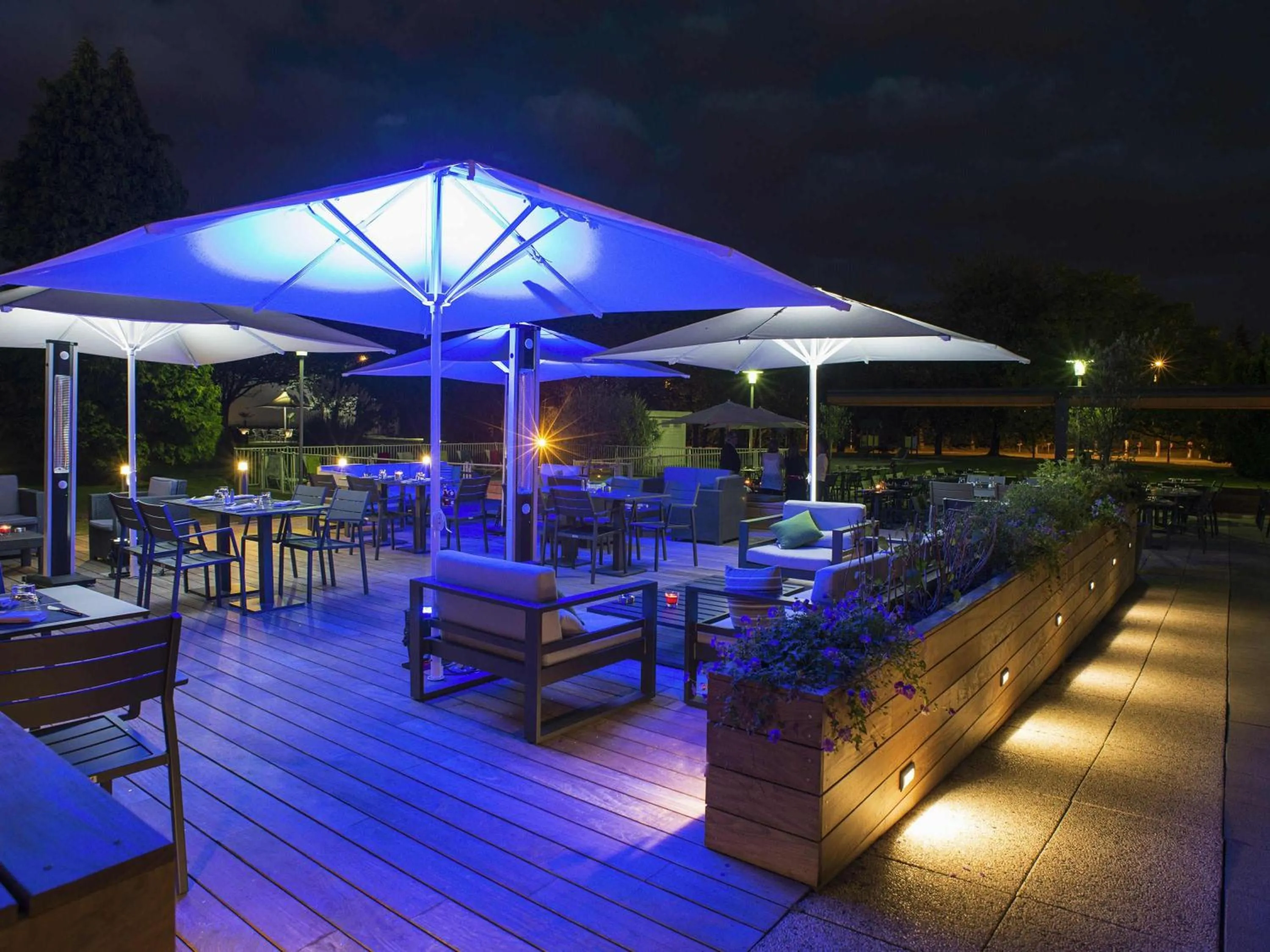 Restaurant/places to eat in Novotel Lille Aéroport