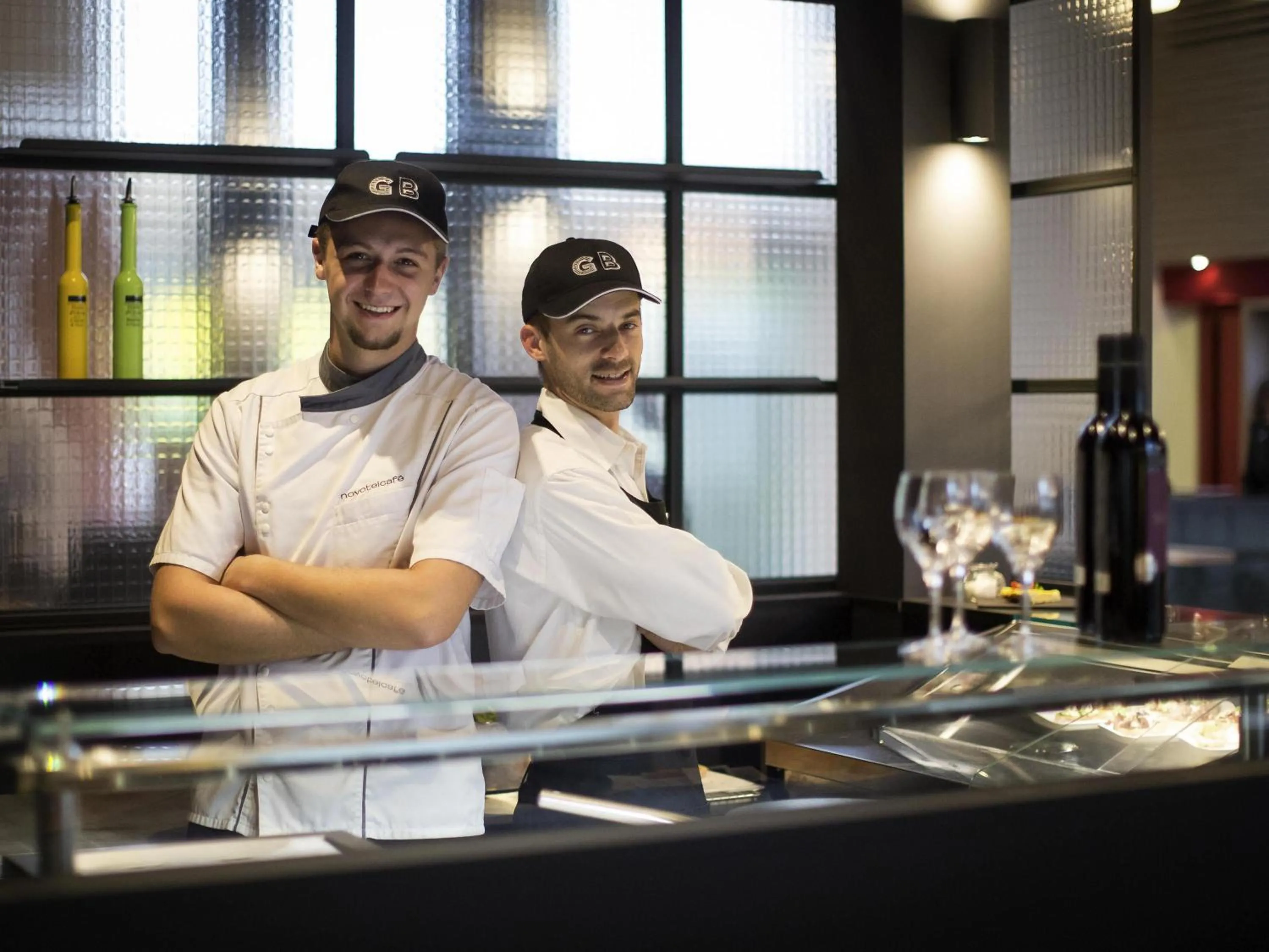 Lounge or bar in Novotel Lille Aéroport