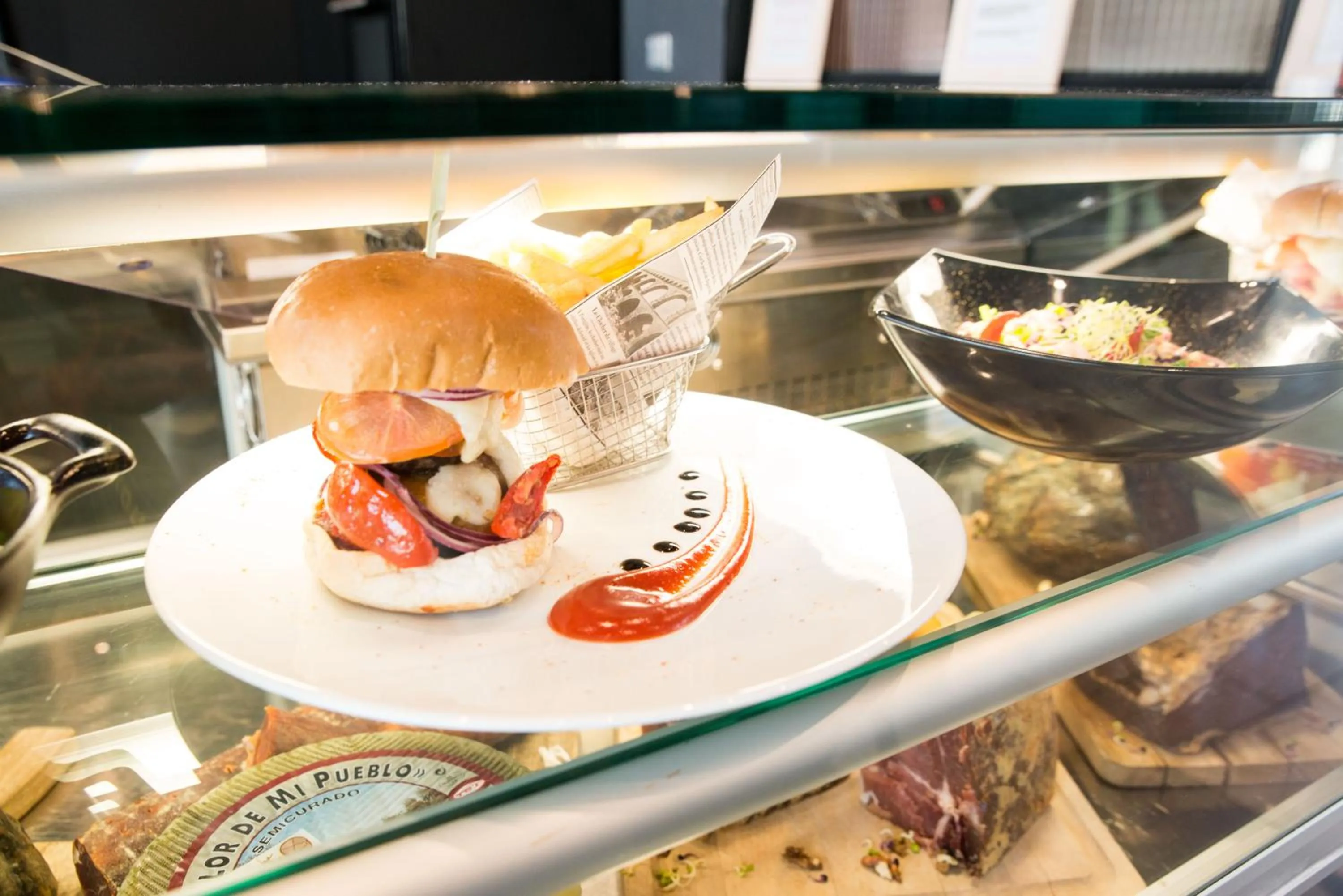 Restaurant/places to eat in Novotel Lille Aéroport