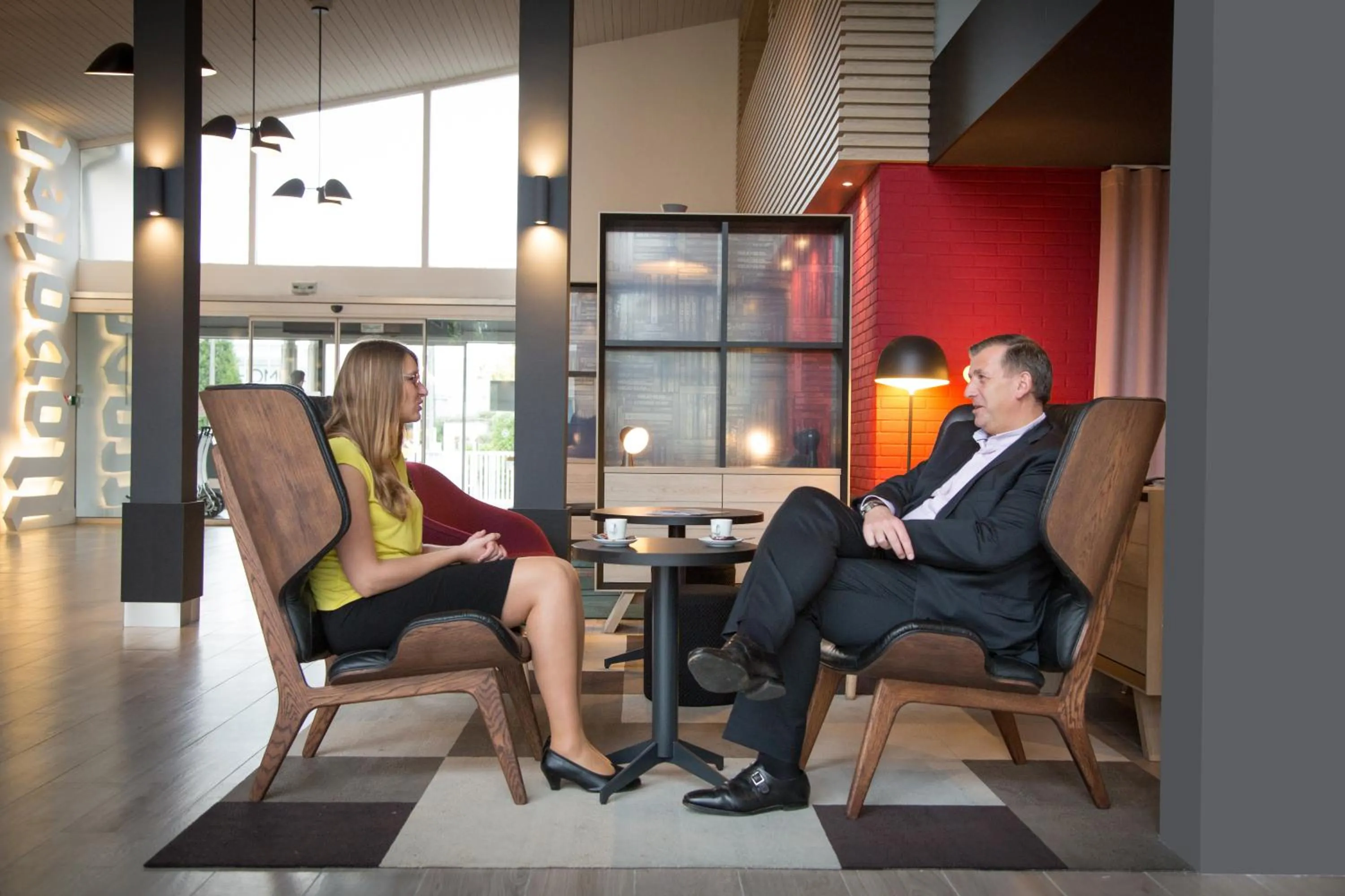 Lounge or bar in Novotel Lille Aéroport