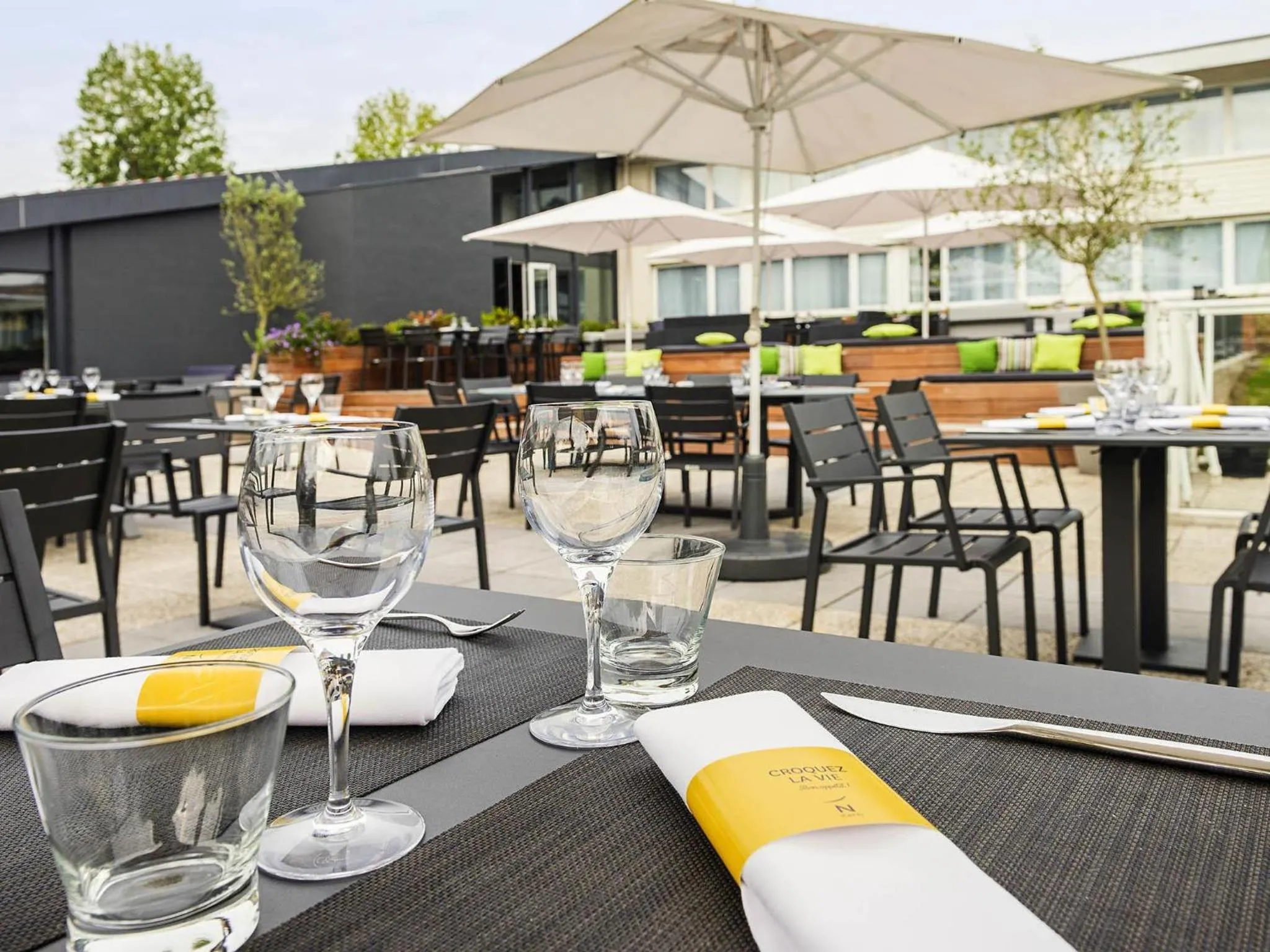 Restaurant/places to eat in Novotel Lille Aéroport