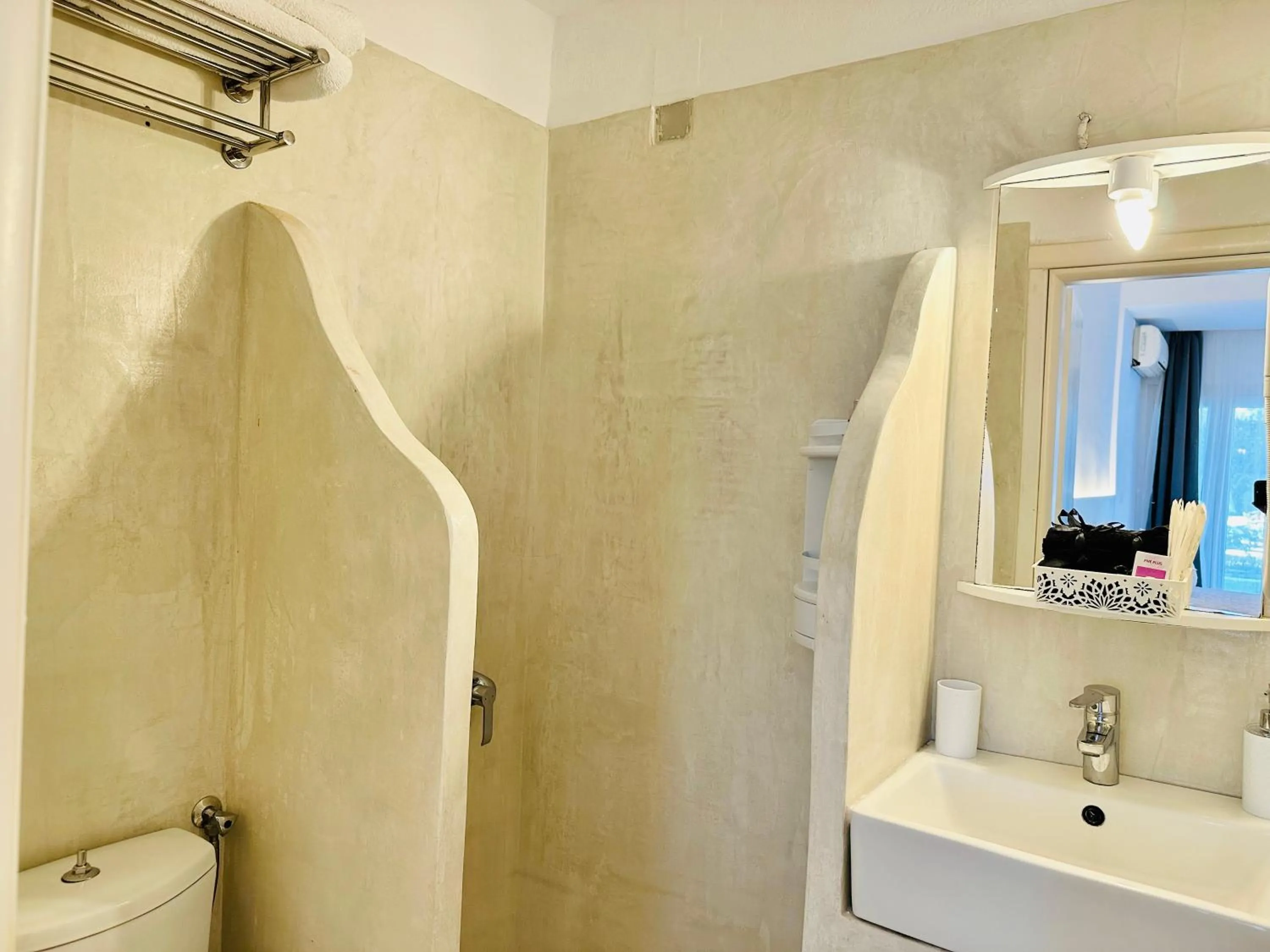 Bathroom in Paradiso Boutique