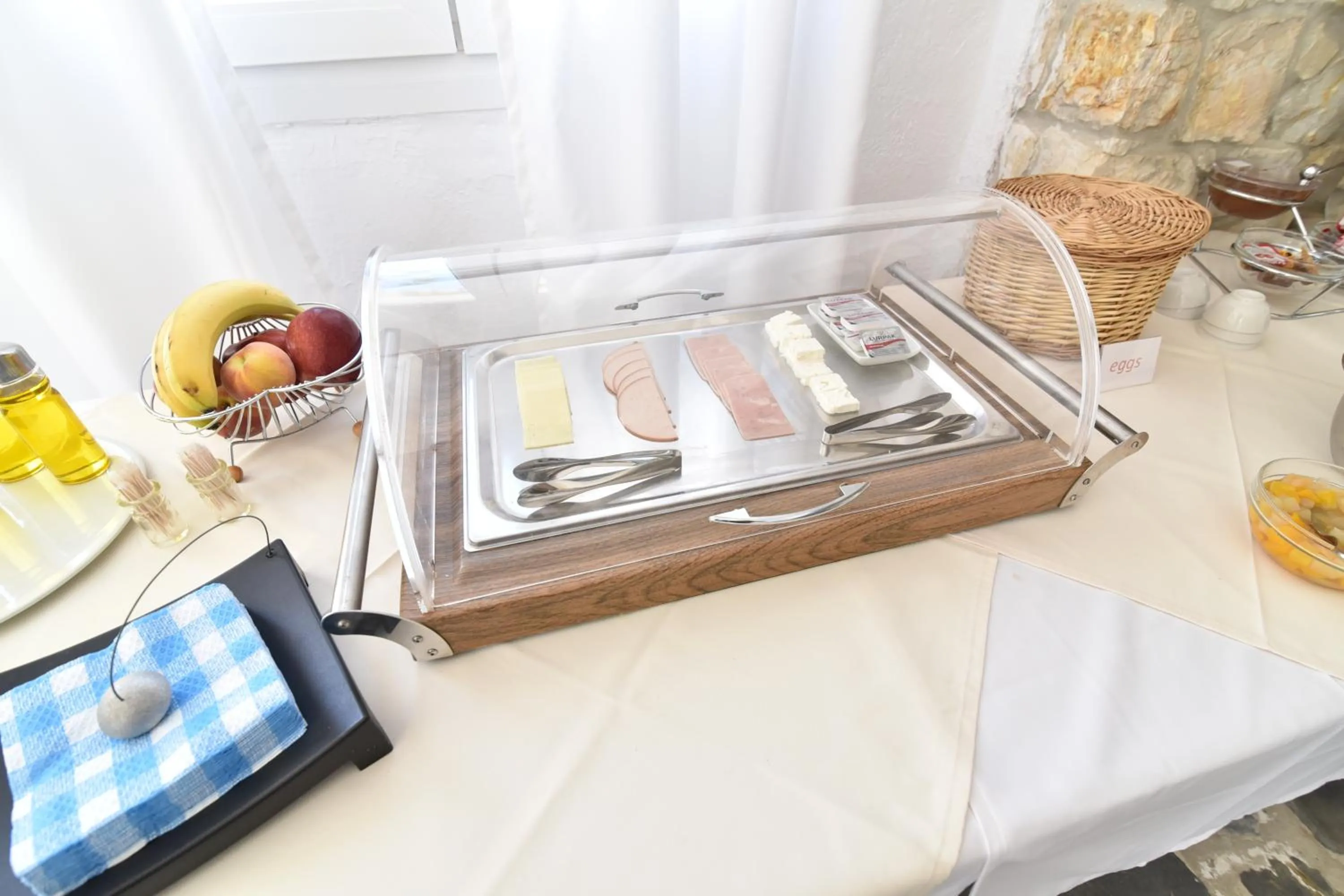 Breakfast in Paradiso Boutique