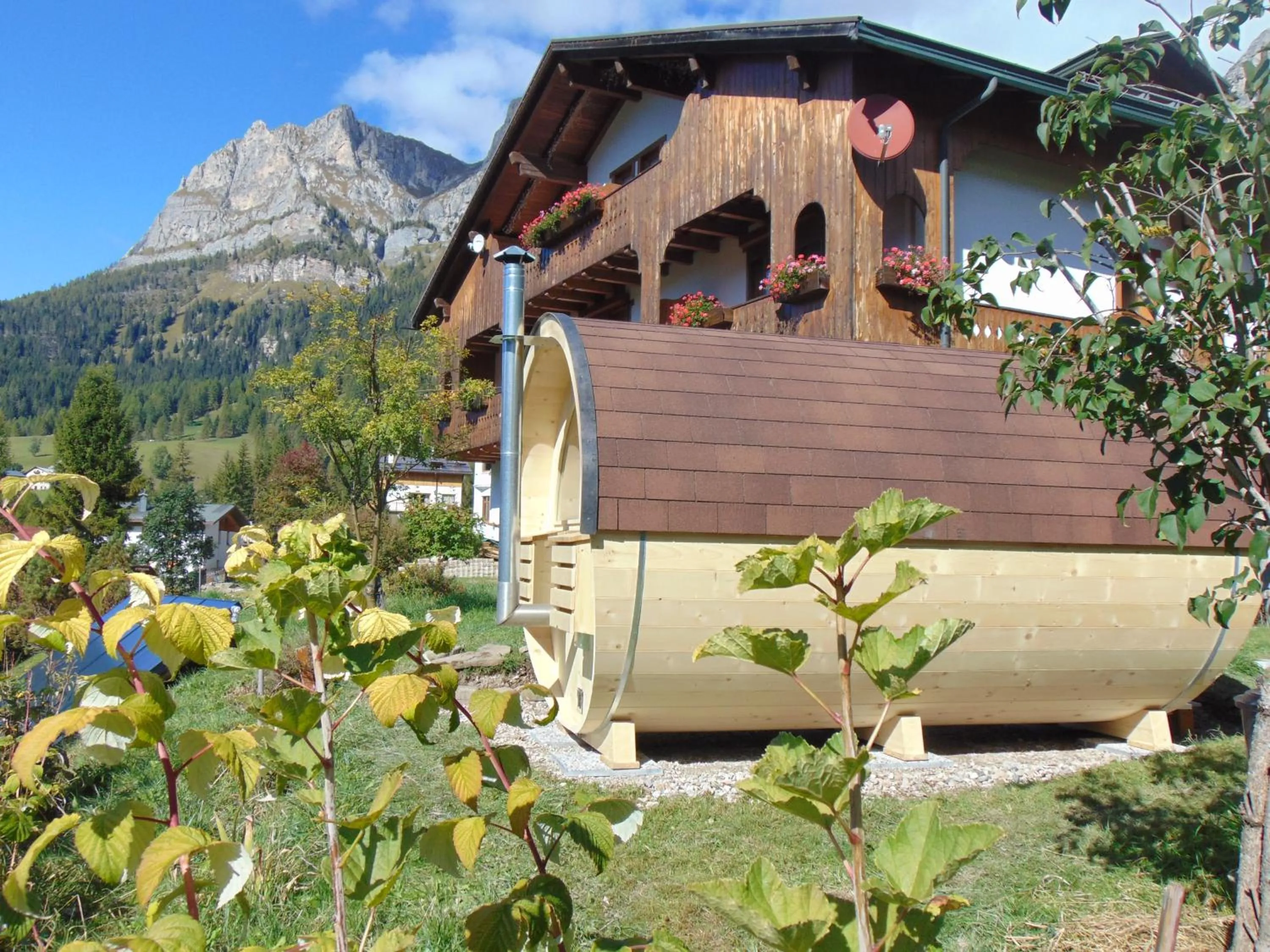 Garden in Hotel Garni la Stua