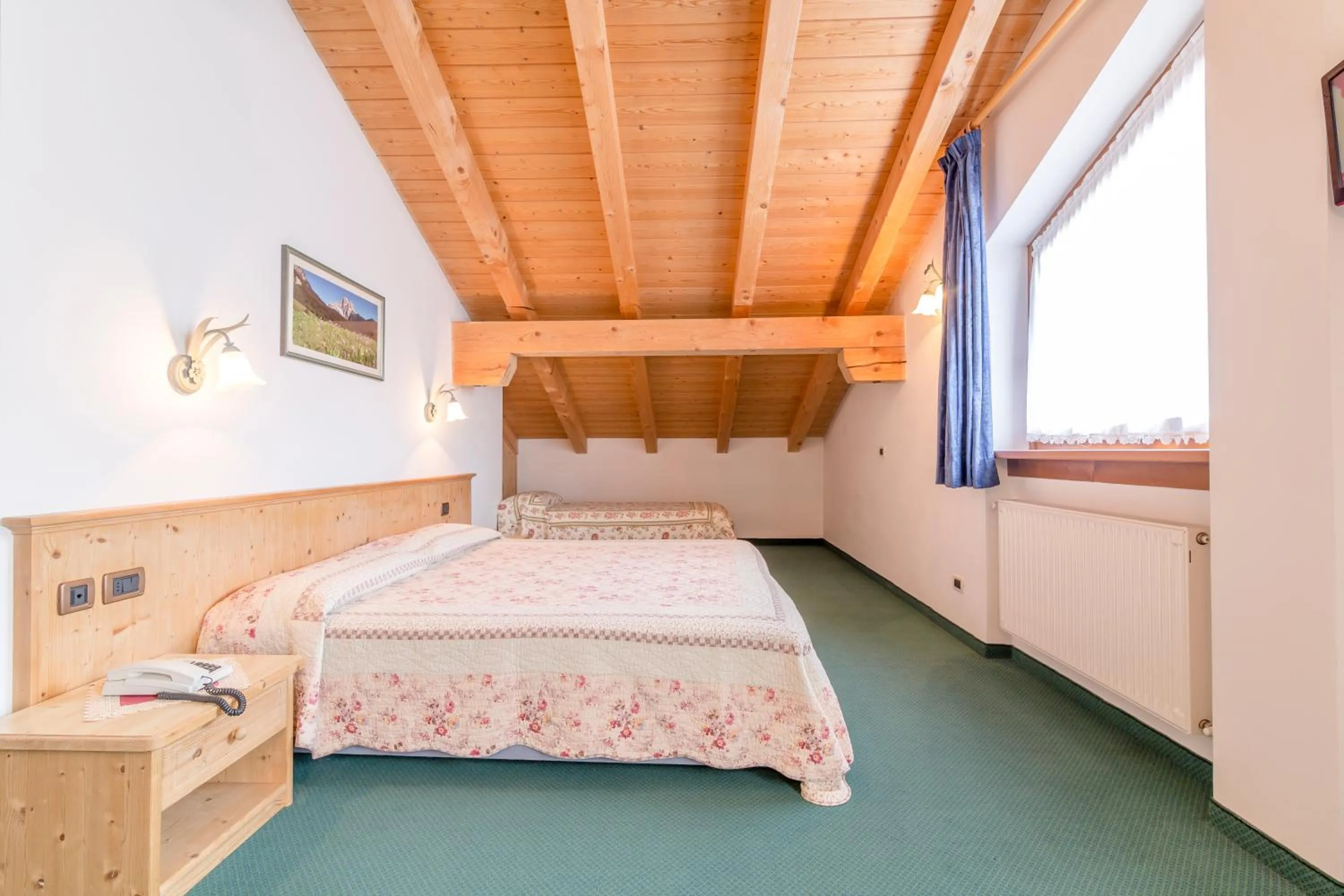 Bedroom, Bed in Hotel Garni la Stua