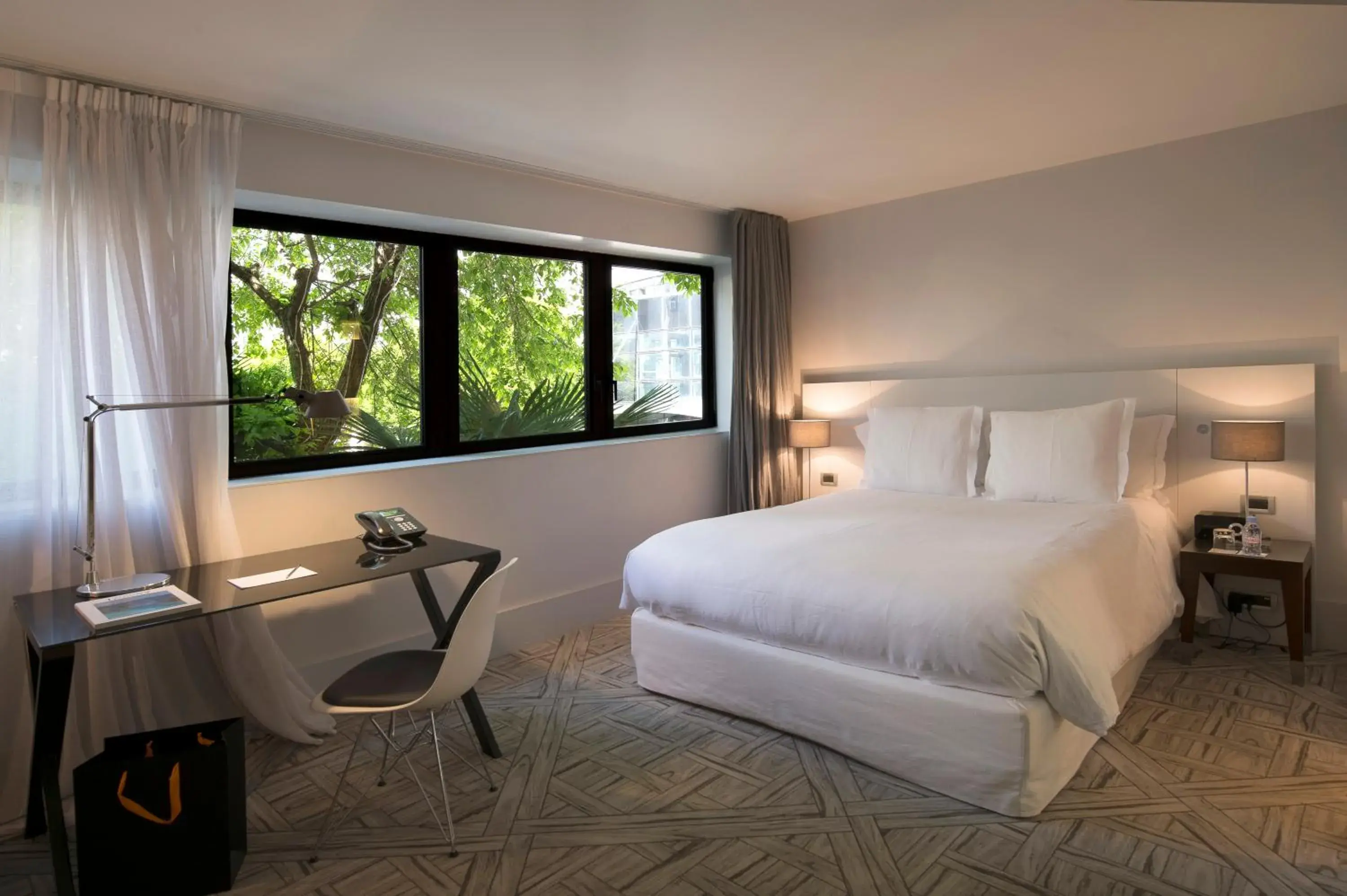 Bedroom, Bed in La Maison Champs Elysées Bedroom, Bed in La Maison Champs Elysées